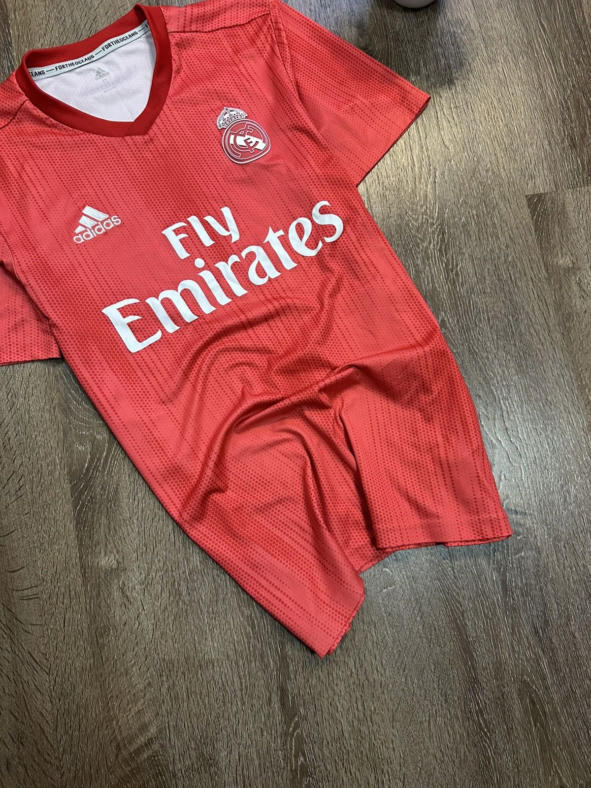 Adidas Adidas 2018-19 Real Madrid Soccer T-shirt Football Jersey Size US S / EU 44-46 / 1 - 2 Thumbnail