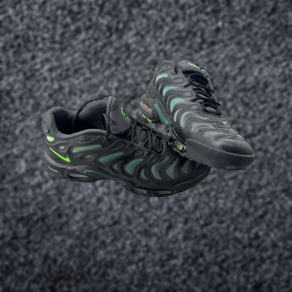 Nike Nike Air Max Plus Drift Black Green Strike Sz 10.5 FD4290-006 Men’s Sneakers Size US 10 / EU 43 - 1 Thumbnail