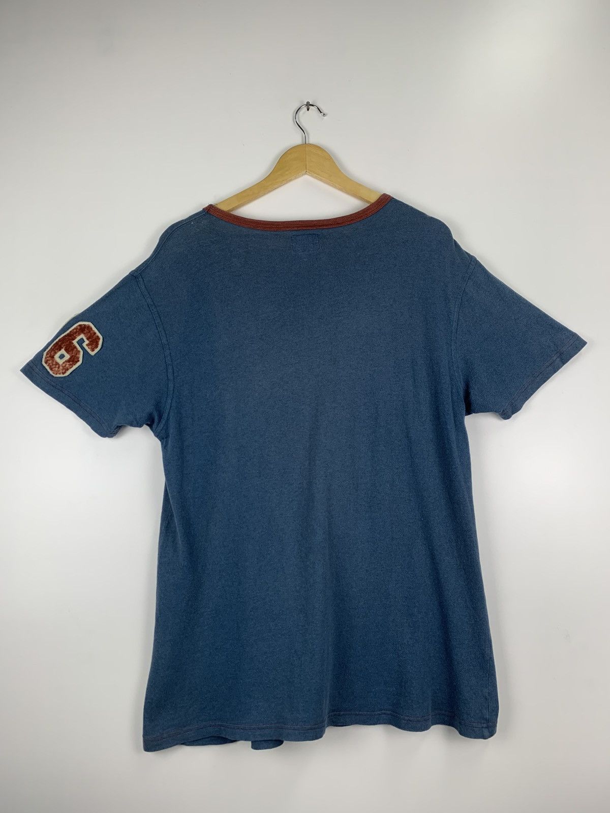 Avirex Vintage Avirex USA T-Shirt Size US XL / EU 56 / 4 - 13 Thumbnail