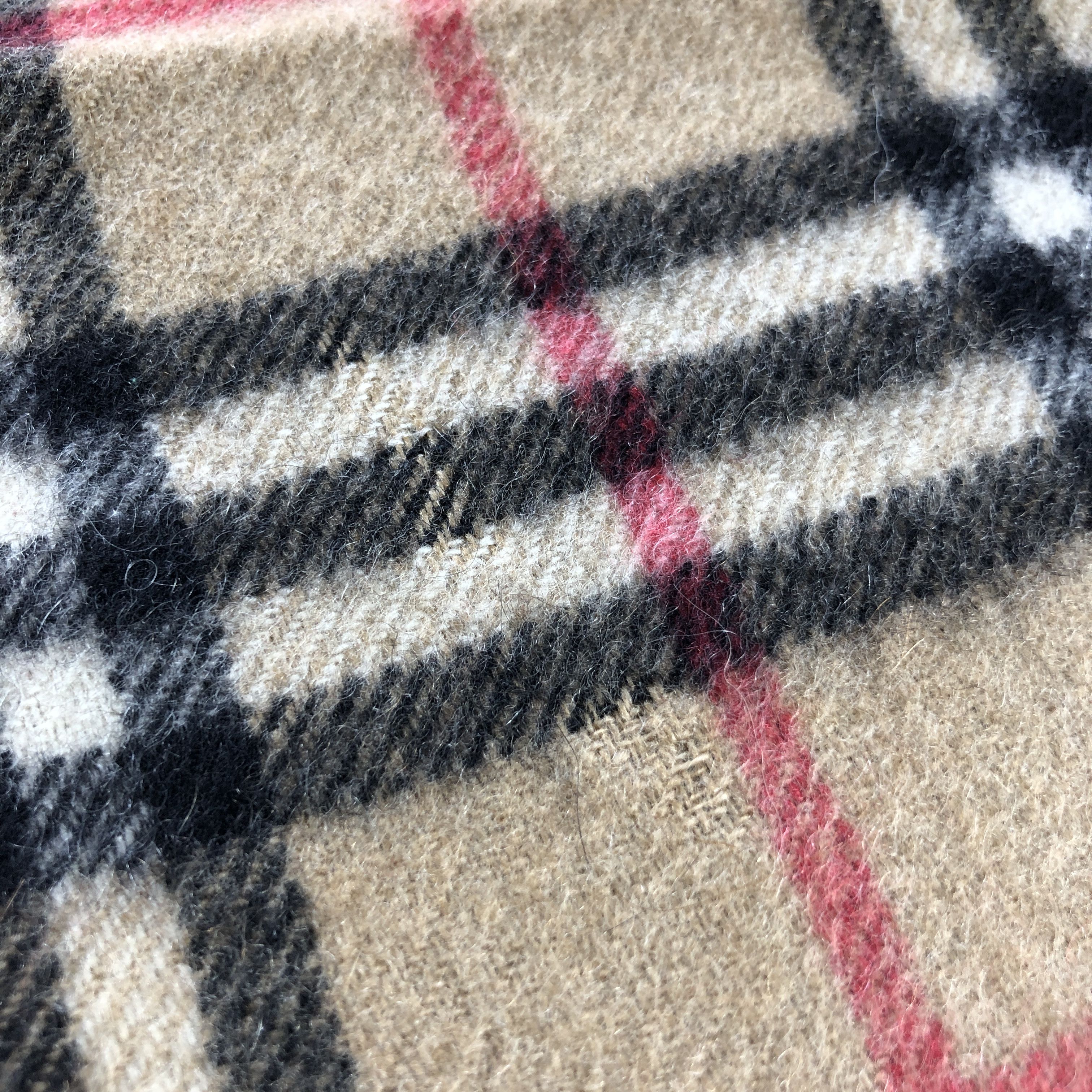 Burberry Burberry Tan Nova Check Cashmere Scarf Muffler V2857 Size ONE SIZE - 8 Thumbnail