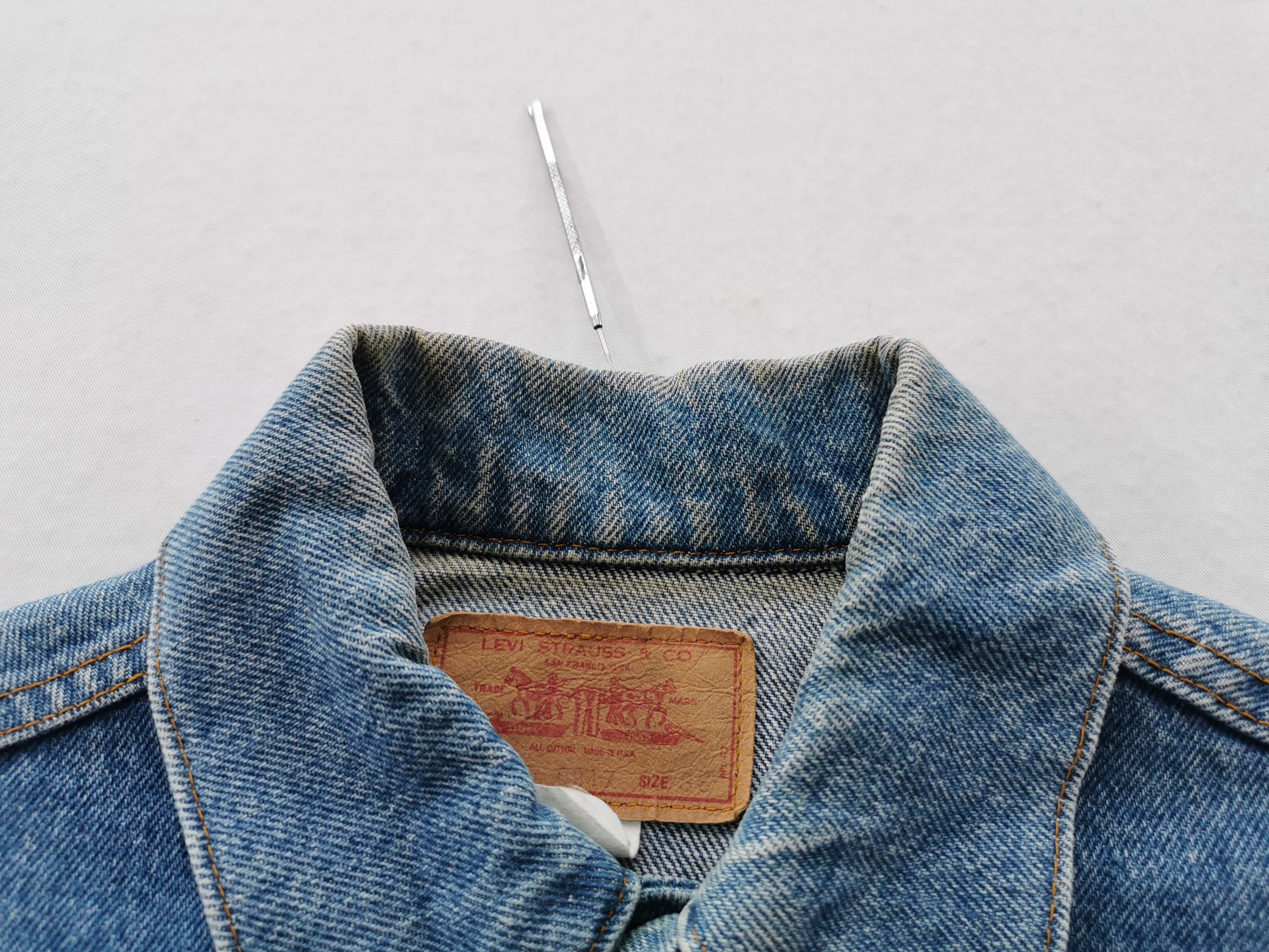 Levi's Distressed Vintage 80's Levis 70505-0817 Denim Jacket Size US S / EU 44-46 / 1 - 6 Thumbnail