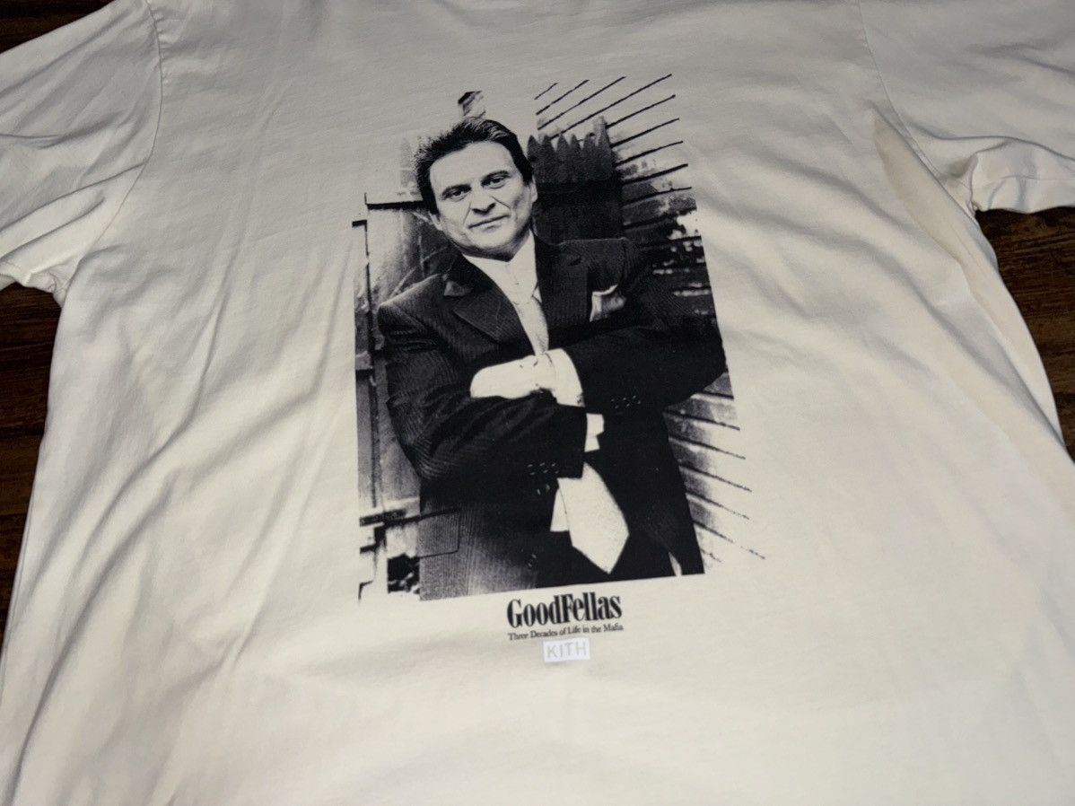 Kith × Warner Bros Kith X Goodfellas Tommy Joe Pesci Vintage Graphic Tee Sz XL Size US XL / EU 56 / 4 - 2 Thumbnail
