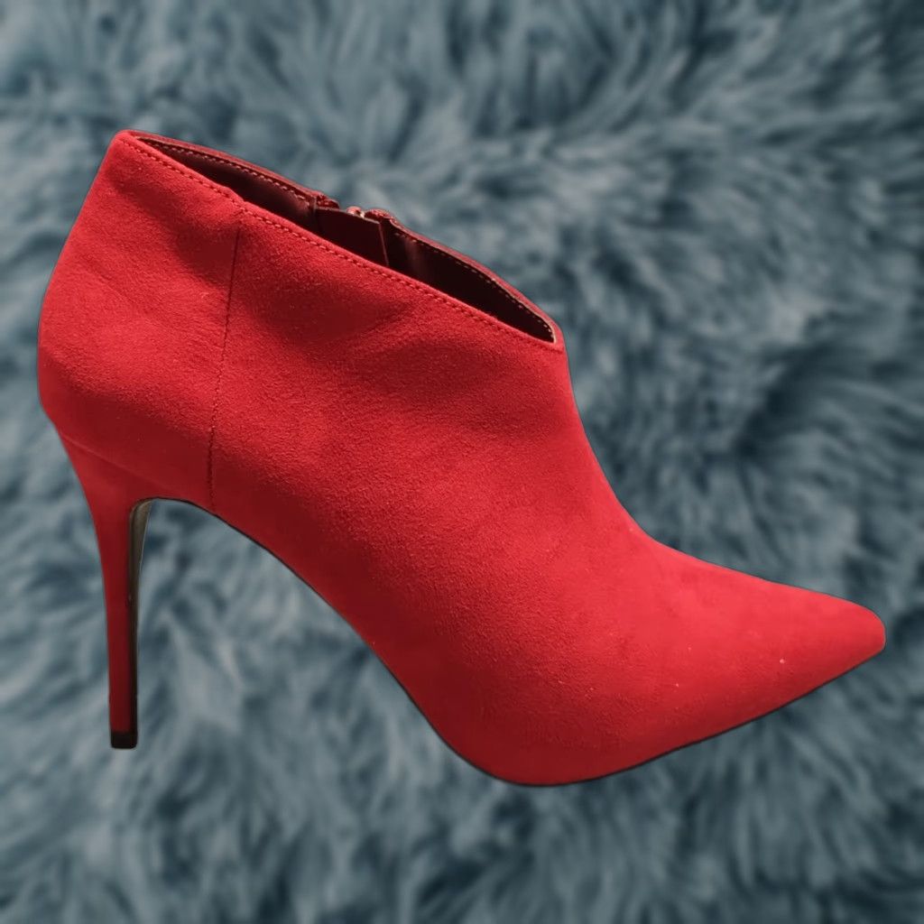 Vintage Journee Collection Demmi Stiletto Heeled Booties Womens 9 Red Pointed Toe EUC Size US 9 / IT 39 - 1 Thumbnail