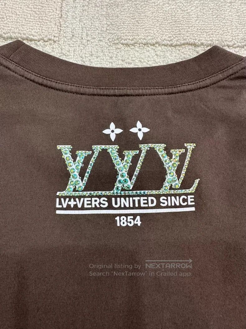 Louis Vuitton Louis Vuitton 25 new rhinestone pearl print short sleeves Size US M / EU 48-50 / 2 - 5 Thumbnail