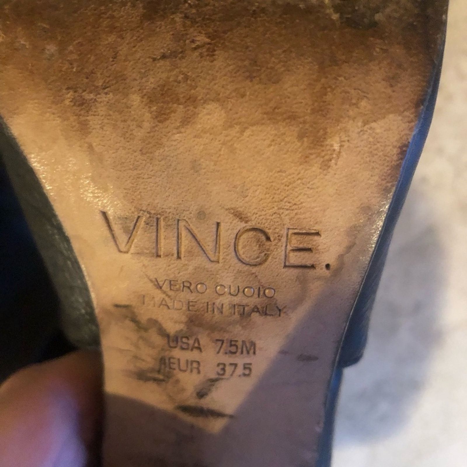 Vince Vince. Open heal leather strap thick heel Size US 7.5 / IT 37.5 - 16 Thumbnail