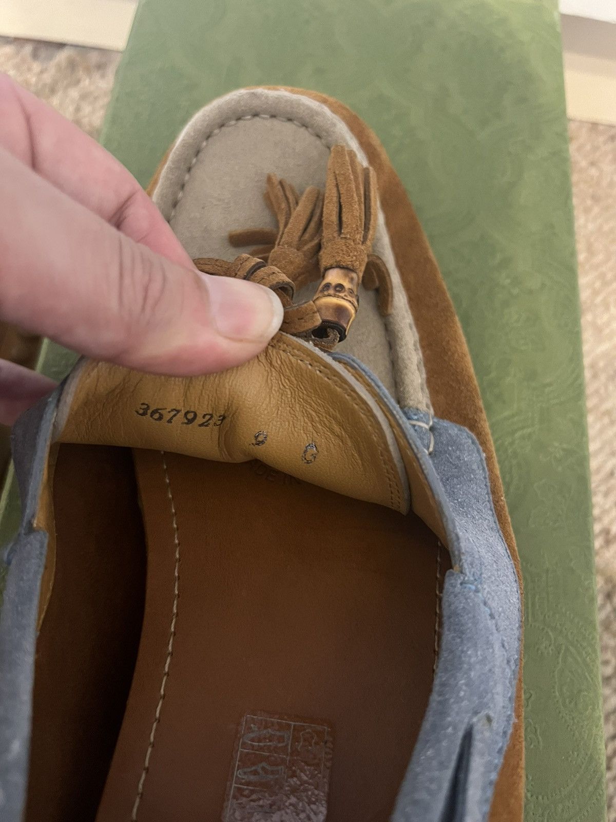 Gucci Gucci suede moccasin loafer with tassels Size US 9.5 / EU 42-43 - 4 Thumbnail