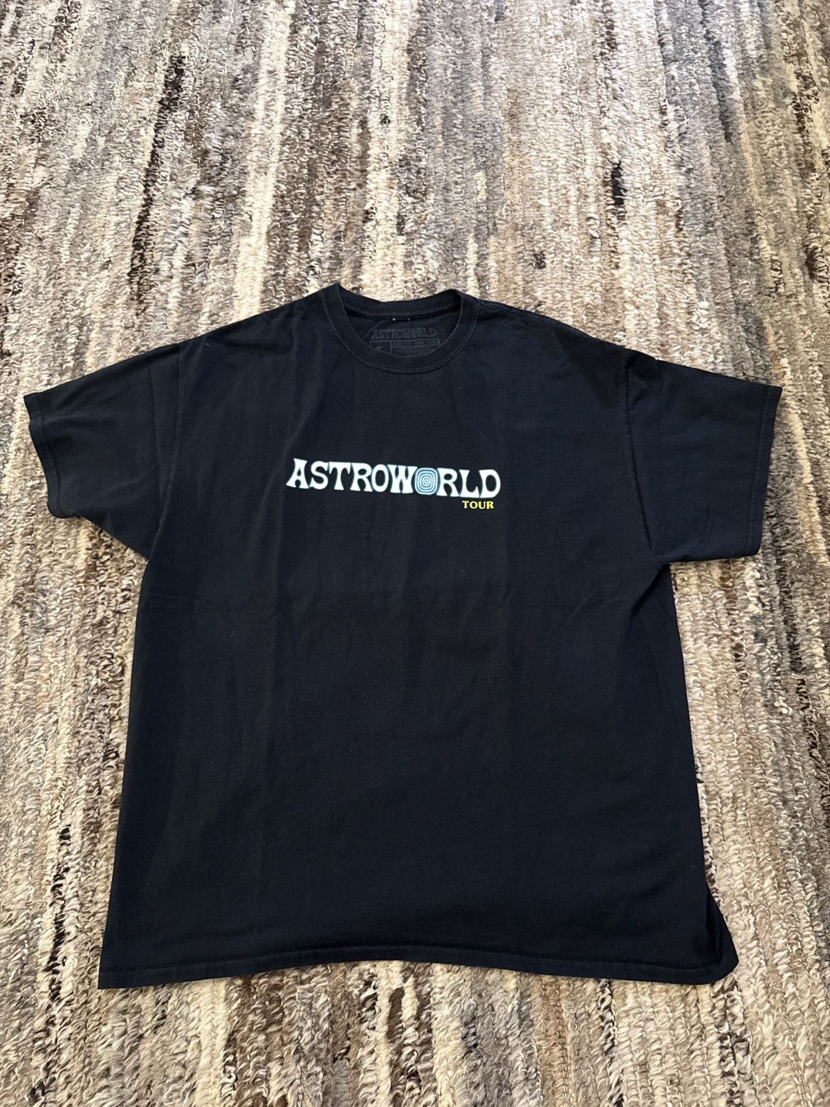 Travis Scott Travis Scott Astroworld Tour t shirt Size US L / EU 52-54 / 3 - 1 Thumbnail