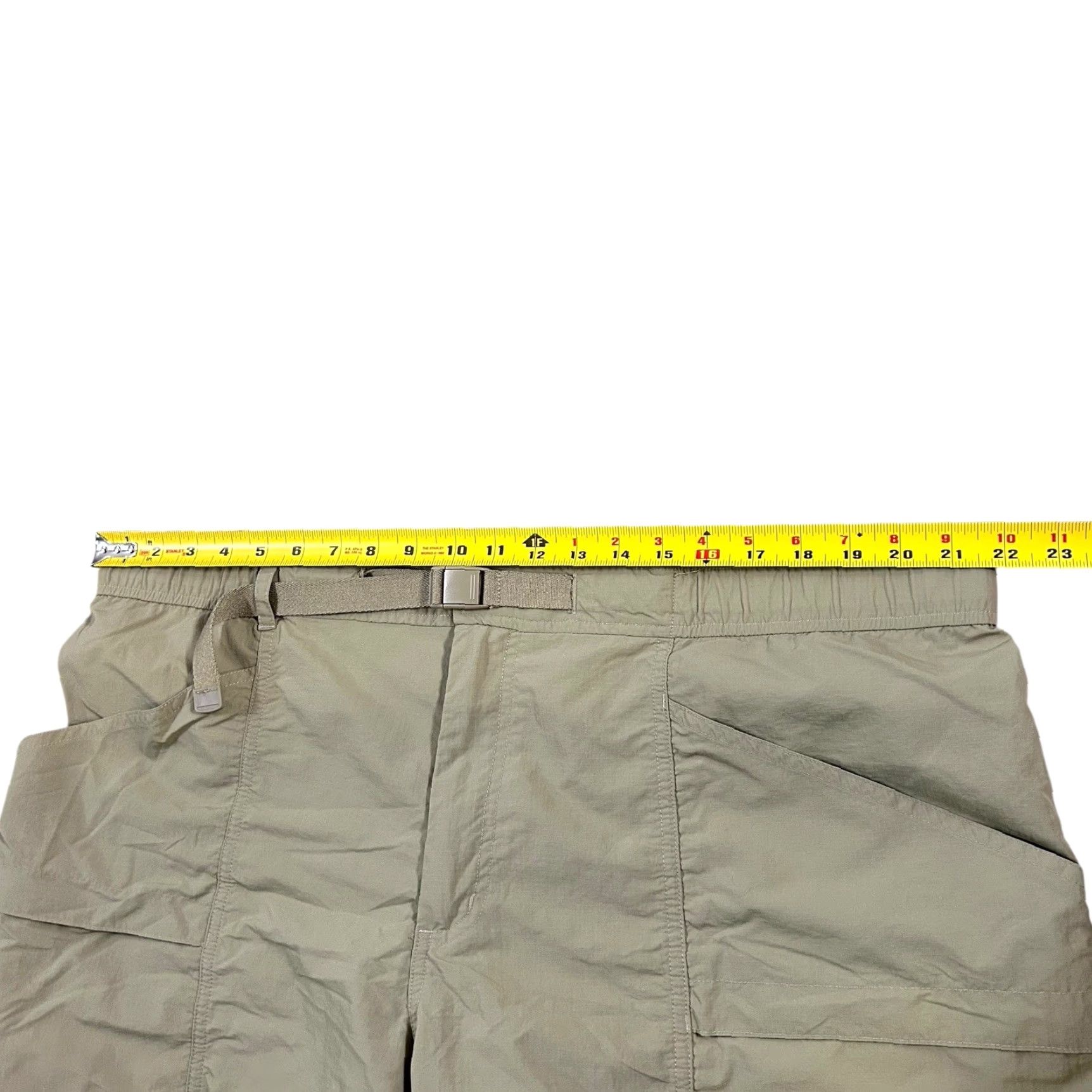 Eddie Bauer Eddie Bauer Shorts Mens 2XL Green Chino Cargo Pockets Belted Shirt? Size US 39 - 4 Thumbnail