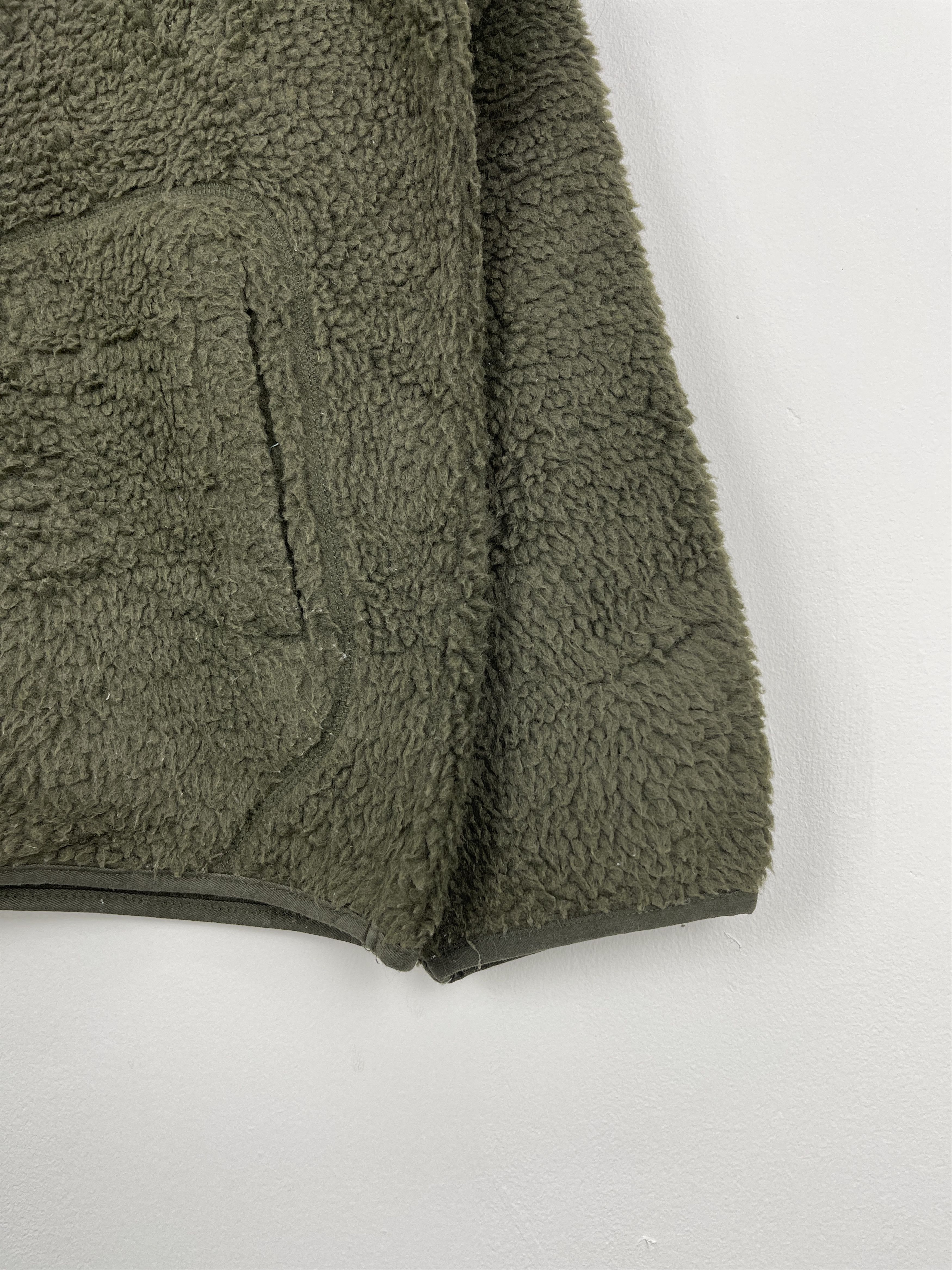 GU Vintage Uniqlo GU Snap Button Fleece Jacket JA0007 Size US L / EU 52-54 / 3 - 8 Thumbnail