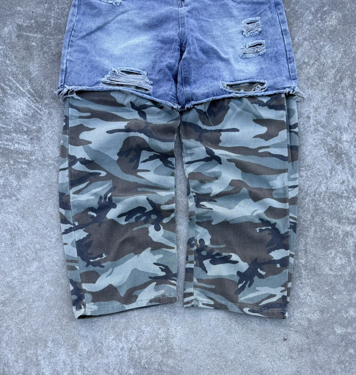 Vintage Vintage Y2K avantgarde streetwear affliction wide jeans Size US 30 / EU 46 - 4 Thumbnail