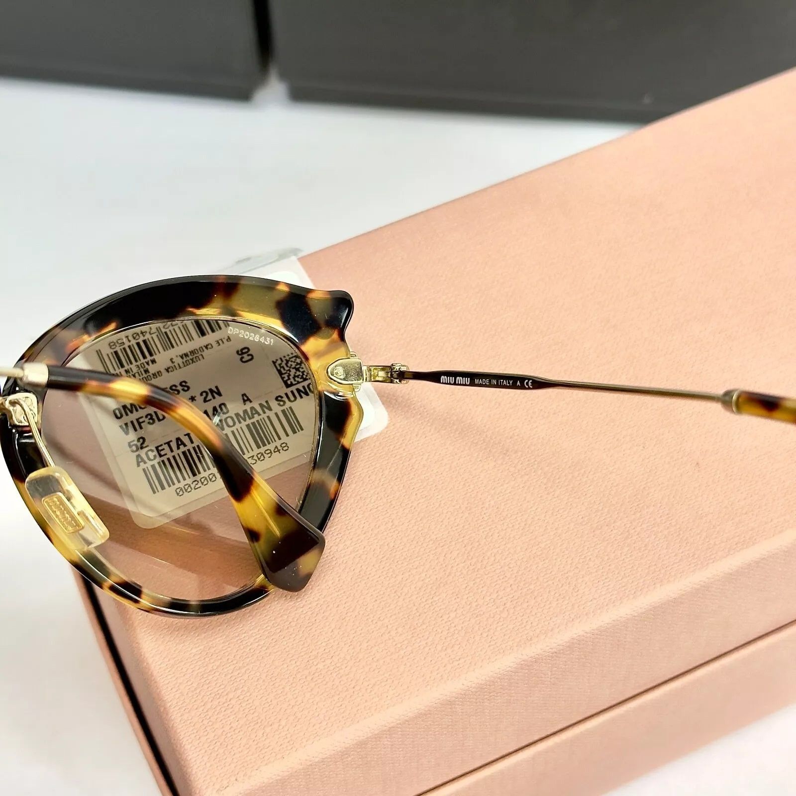 Miu Miu MIU MIU NOIR SILK MU05SS Cat Eye Fashion Sunglasses 05S Size ONE SIZE - 4 Thumbnail