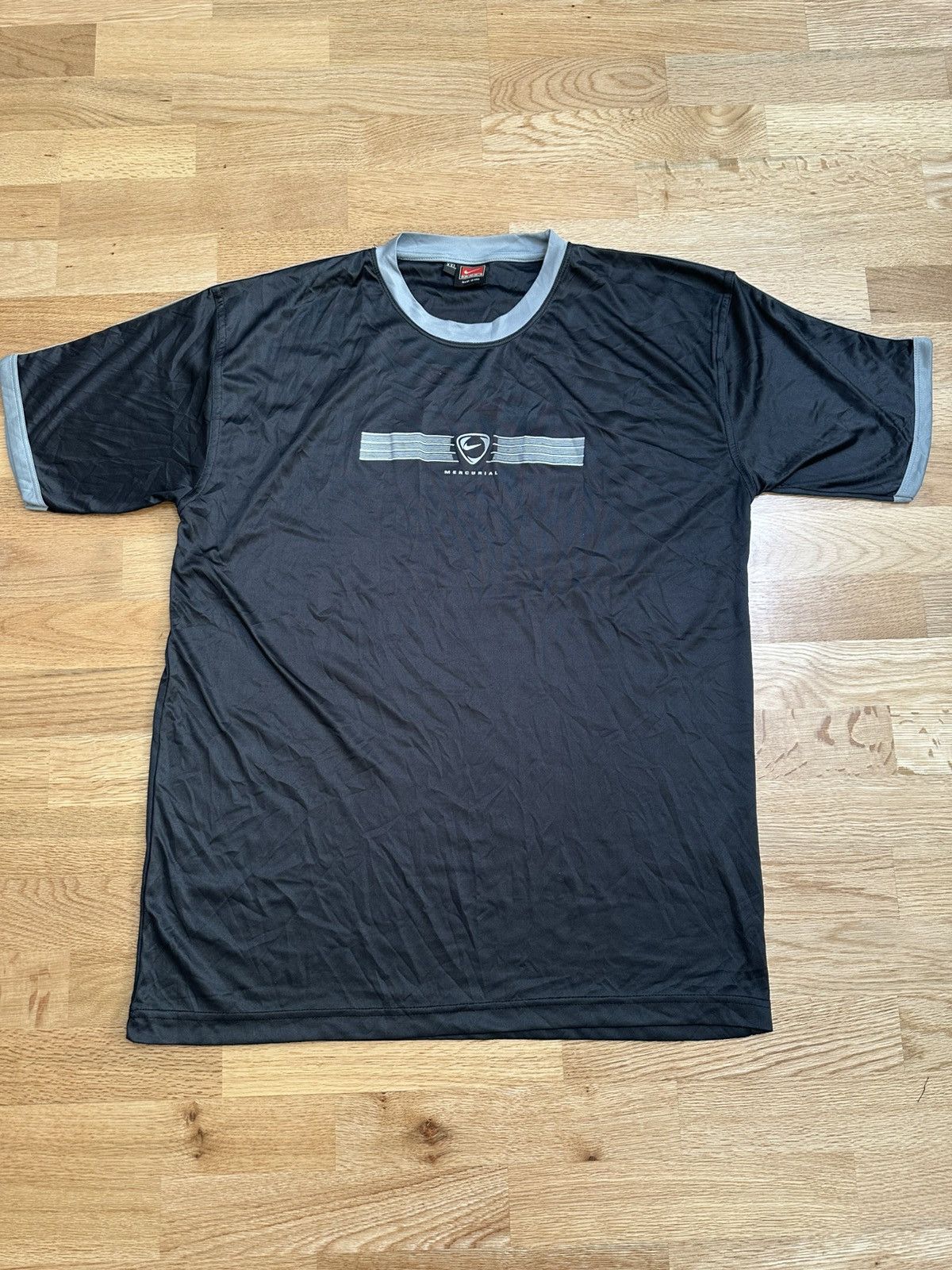 Nike Vintage Nike T-shirt Size US XL / EU 56 / 4 - 1 Thumbnail