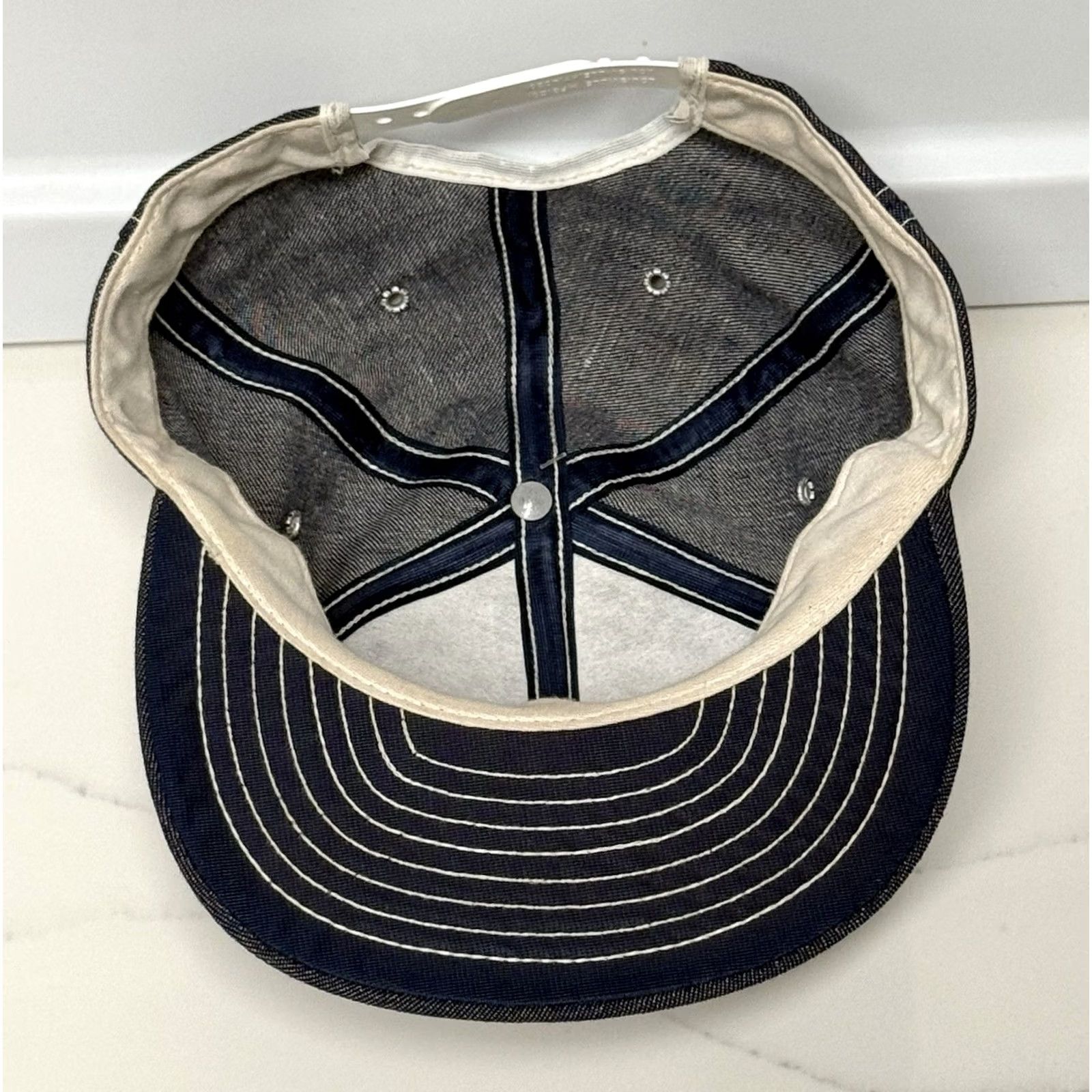 GAS VINTAGE Marathon Petroleum Denim Snapback Hat OSFA Blue Men Snapback 80s Western USA Rock Hipster Dad Classic Adjustable Sizes Size ONE SIZE - 6 Thumbnail
