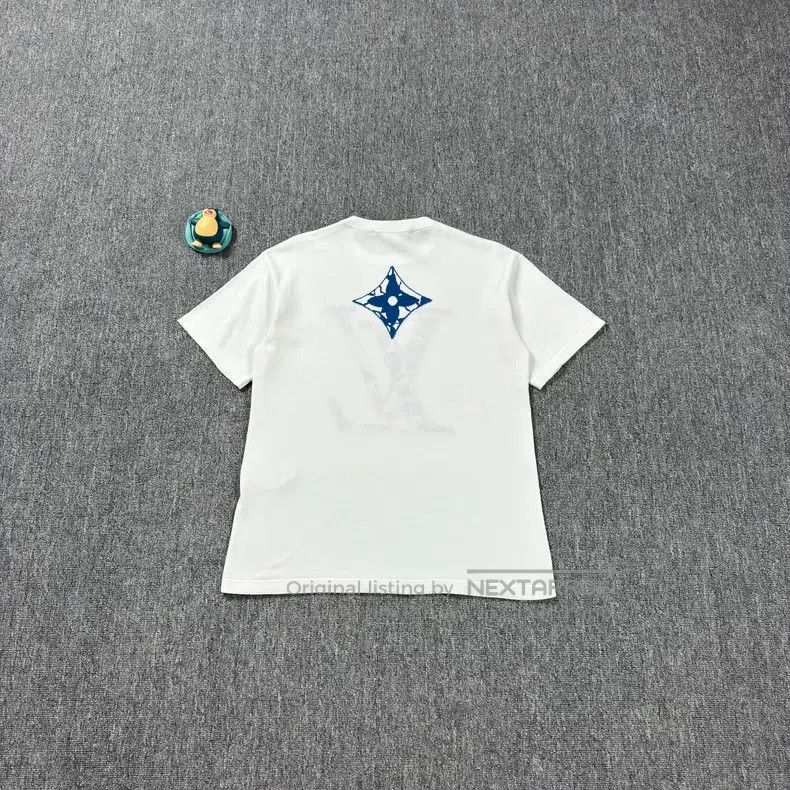 Louis Vuitton Louis Vuitton 24 White Large Logo Ice Knit Short Sleeves Size US M / EU 48-50 / 2 - 2 Thumbnail