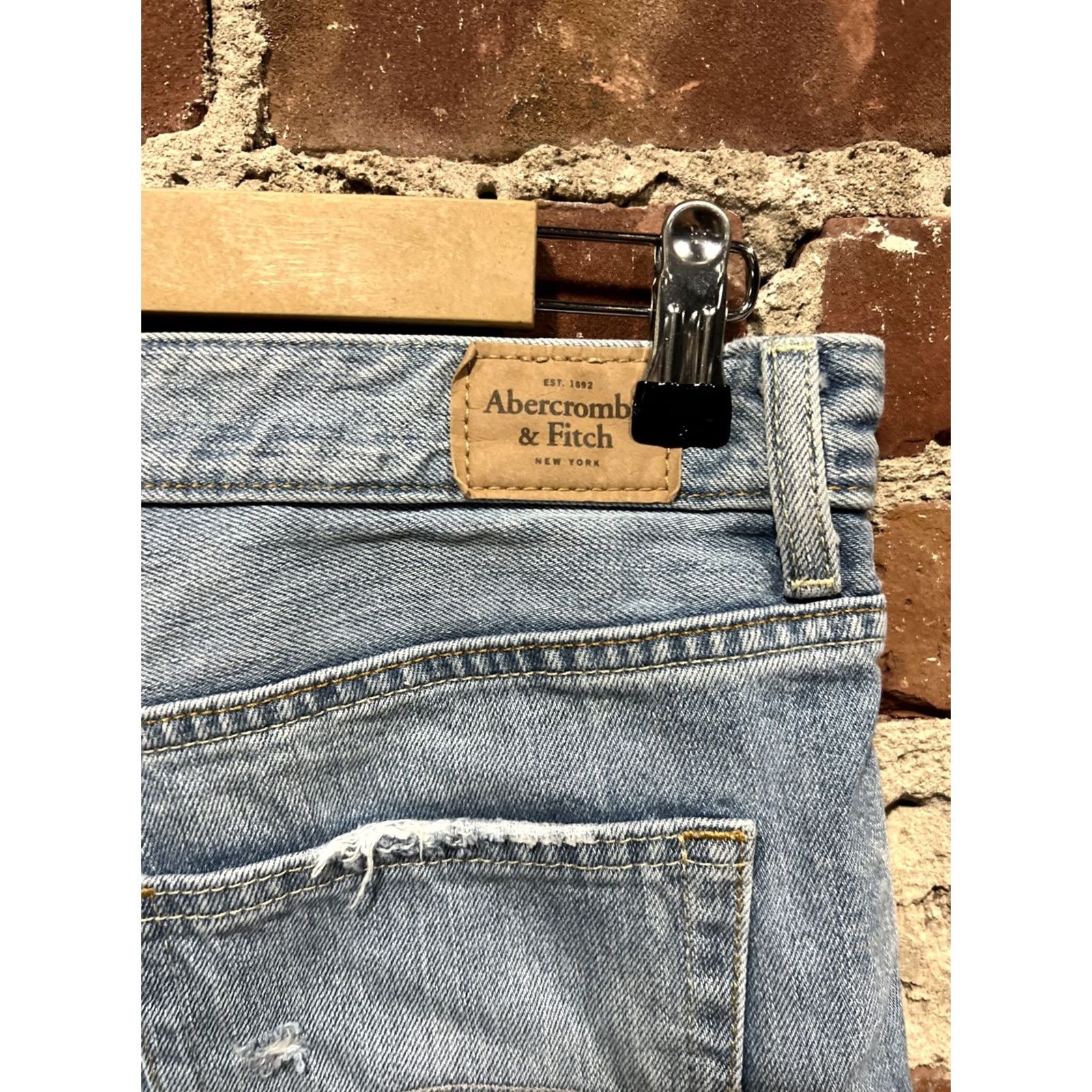 Abercrombie & Fitch Abercrombie & Fitch Jeans Womens Girlfriend Jean High Rise 8R Blue 90s Distressed Pockets Straight 29in 27in Cotton Regular Womens Size 29" - 4 Thumbnail