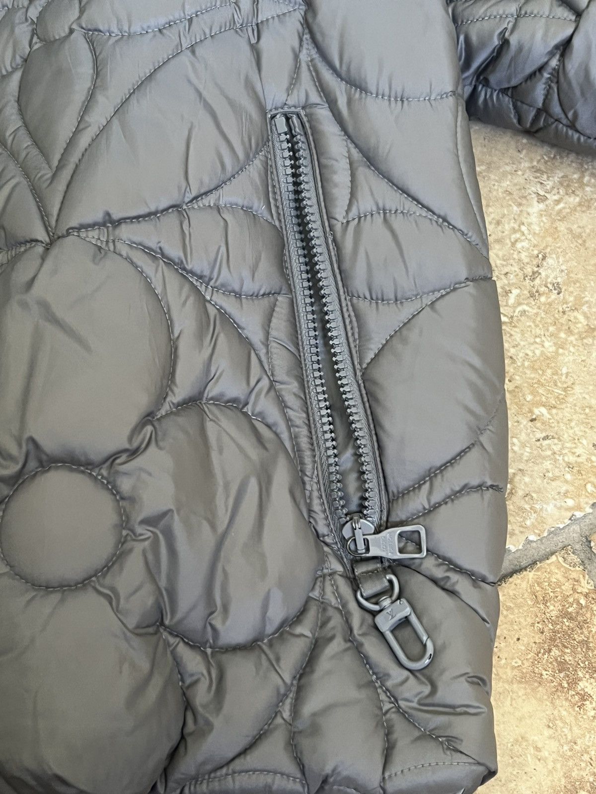 Louis Vuitton LOUIS VUITTON x VIRGIL ABLOH REVERSE JACKET Size US S / EU 44-46 / 1 - 4 Thumbnail