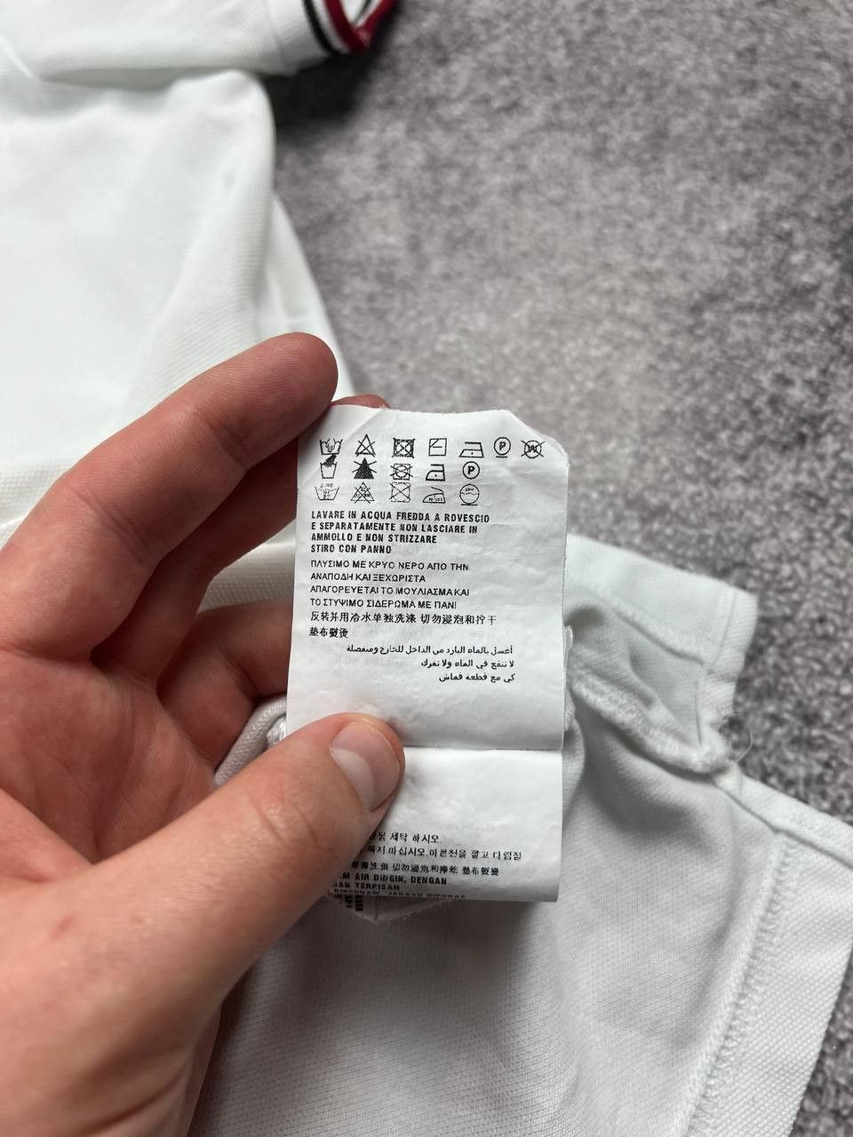 Prada Prada Polo White Tab T-Shirt Luxury Size US L / EU 52-54 / 3 - 13 Thumbnail