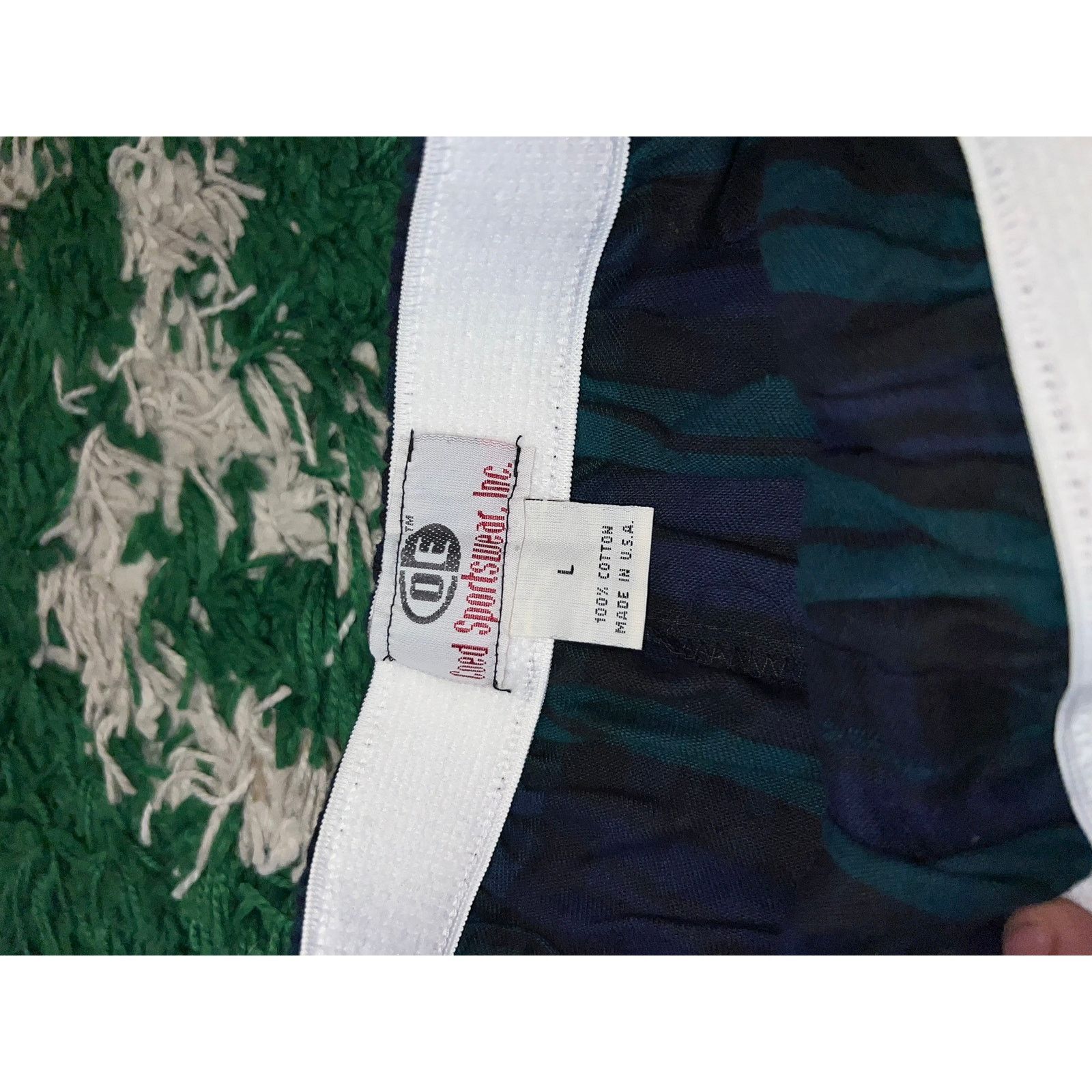 Vintage Vintage Coed Sportswear Naked Basketball Green Boxers VTG L Size 26" / US 2 / IT 38 - 4 Thumbnail