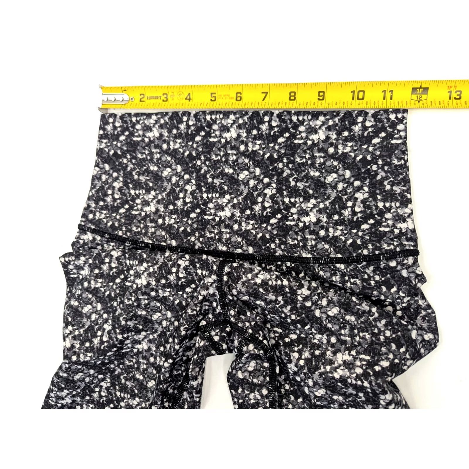 Lululemon Lululemon Align Leggings Women 4 Black White Confetti Print EUC Stretch Yoga Pants Size 27" / US 4 / IT 40 - 4 Thumbnail