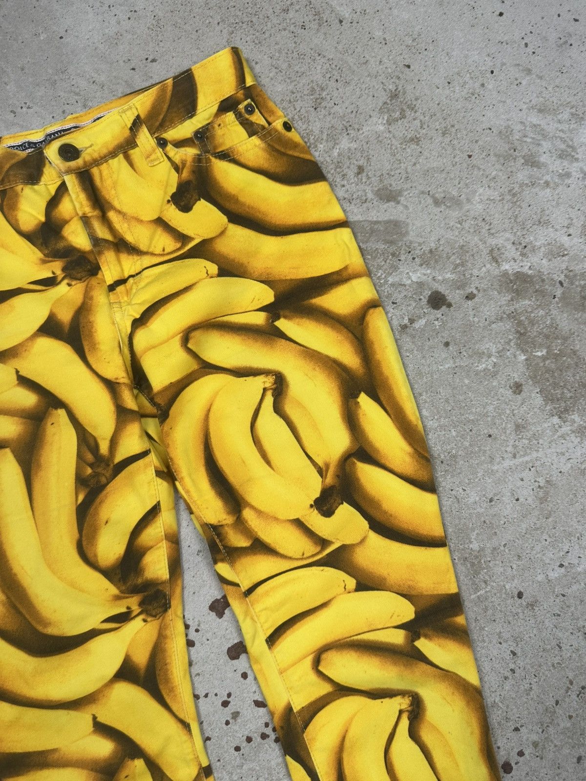 Dolce & Gabbana 2003 Dolce & Gabbana Banana Print 3/4 Capri Pants Size 27" / US 4 / IT 40 - 6 Thumbnail