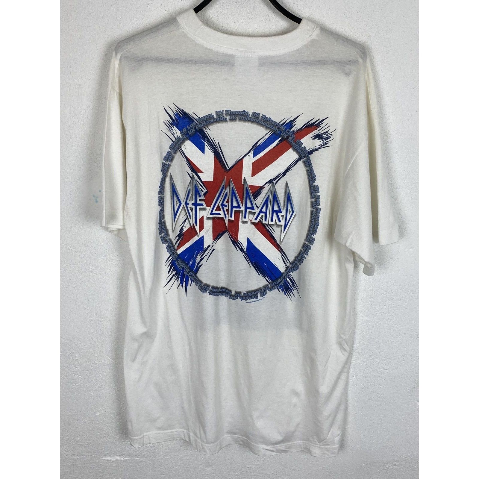 Band Tees 00s Vintage Def Leppard 2002 Tour T-Shirt In White Size US L / EU 52-54 / 3 - 4 Thumbnail