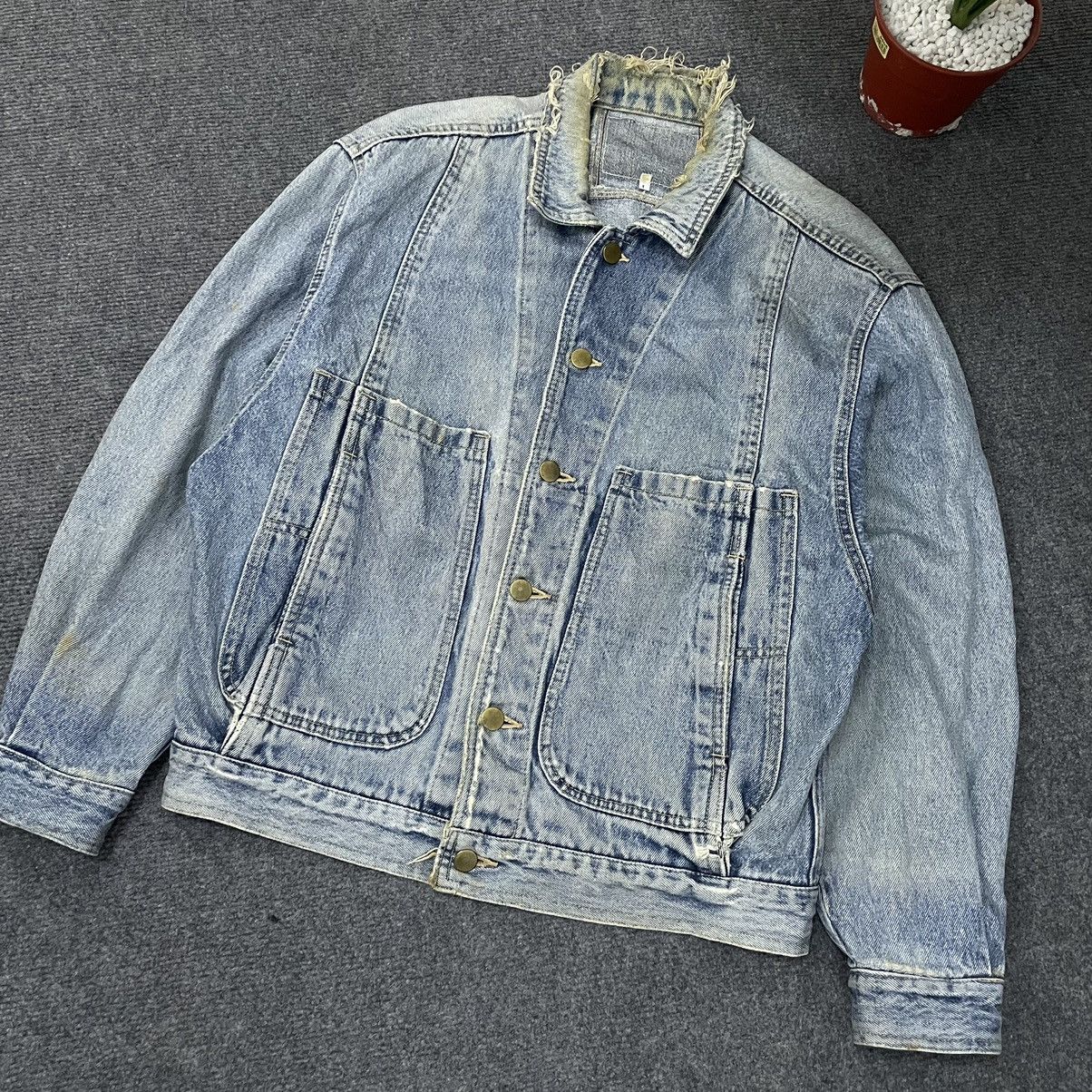 Vintage Vintage Distressed Denim Jacket Scovill Button Size US L / EU 52-54 / 3 - 2 Thumbnail
