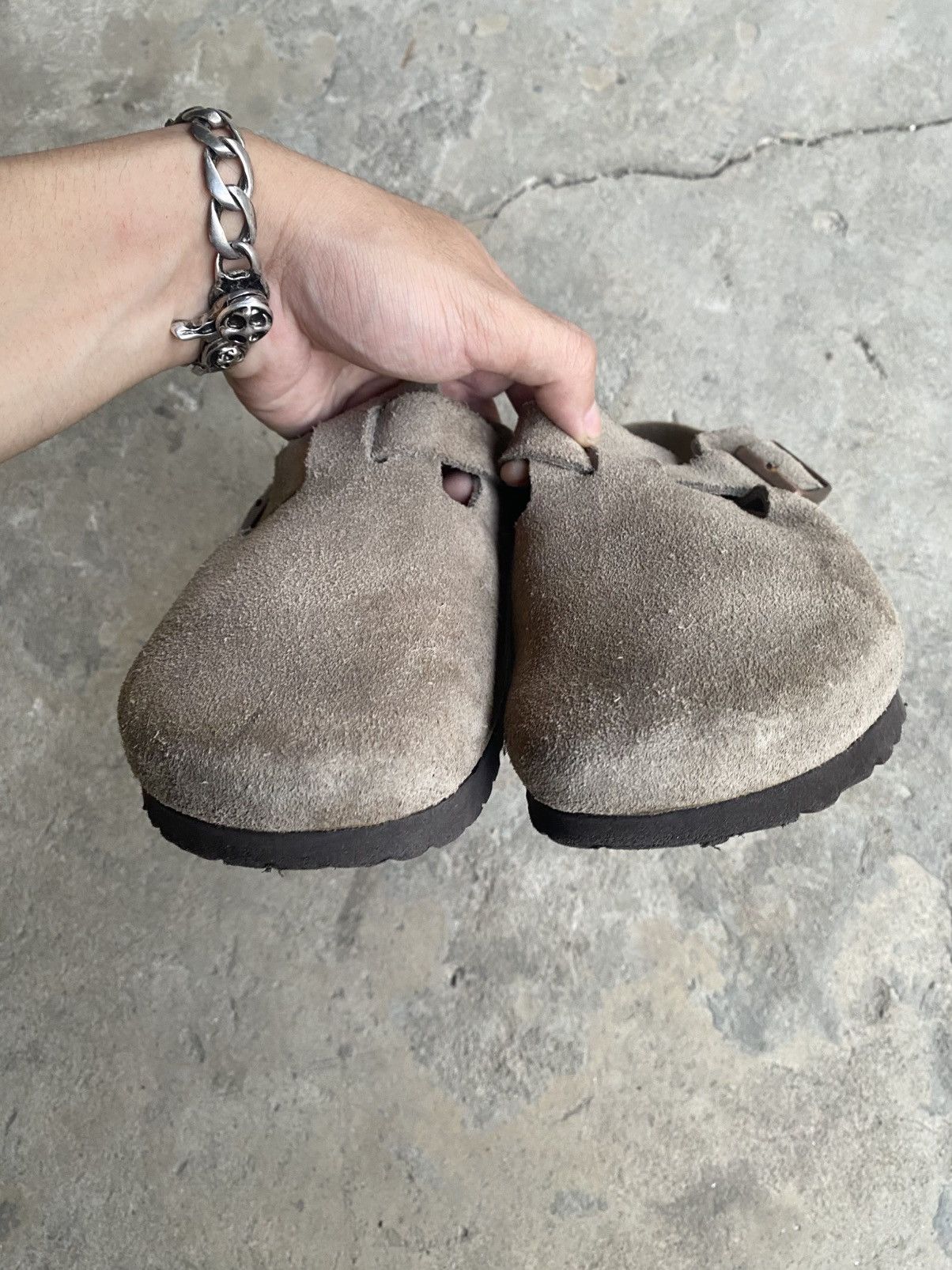 Birkenstock Birkenstock Boston Taupe Suede Soft Footbed Size US 7 / EU 40 - 7 Thumbnail