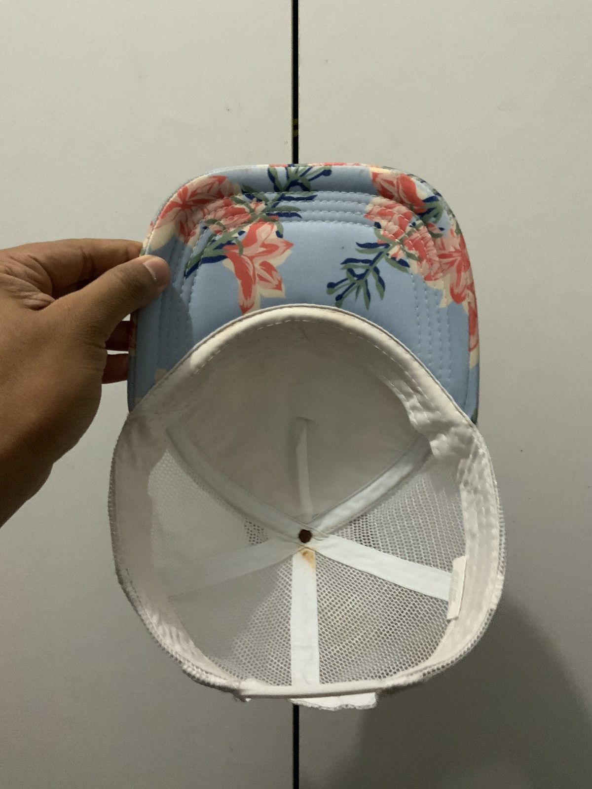 Hat Club Flower Art Trucker Hat Size ONE SIZE - 7 Thumbnail