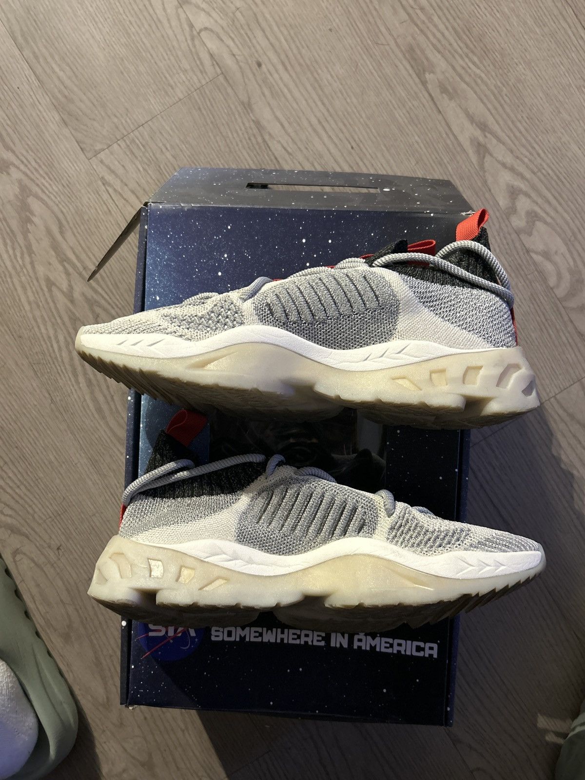 SIA COLLECTIVE Sia Collective Vultr V2 White NASA Size US 10 / EU 43 - 5 Thumbnail