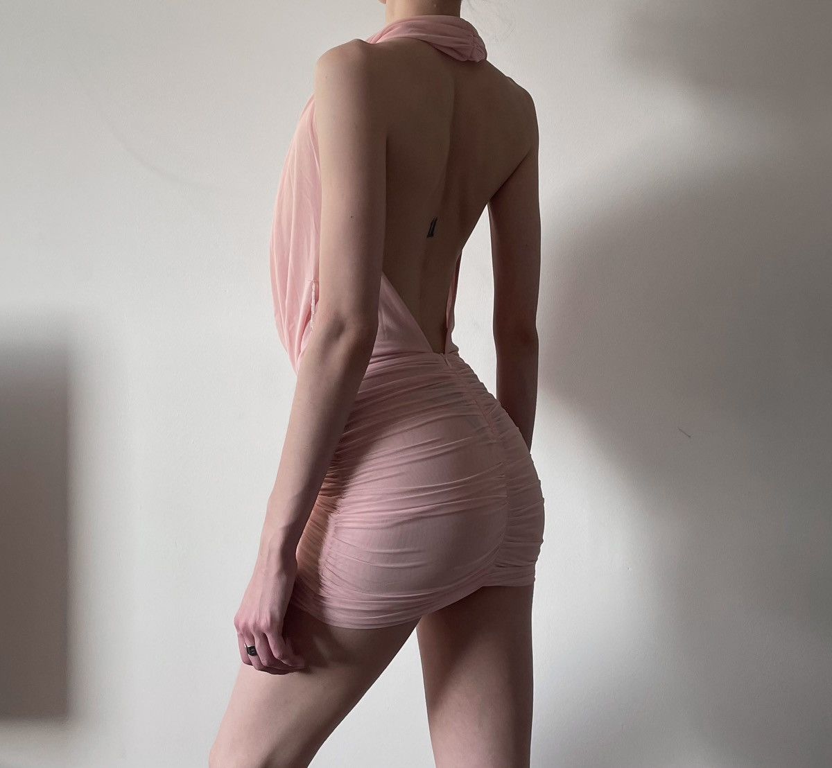 Other Pink mini dress open shoulders and back, hanging details Size XS / US 0-2 / IT 36-38 - 12 Thumbnail