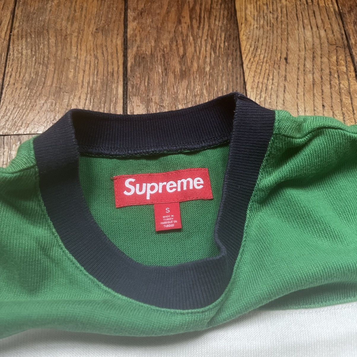 Supreme Supreme Bumblebee L/S Football Top White S Size US S / EU 44-46 / 1 - 3 Thumbnail