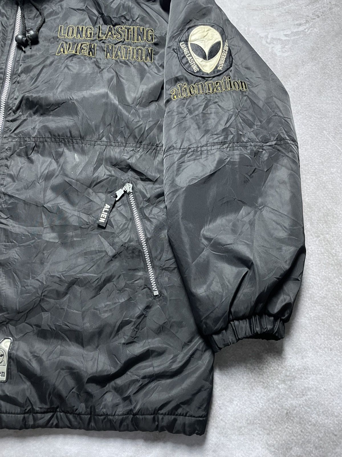 Alien Workshop 2000’s Alien Nation Nylon Hide Hooded Size US XL / EU 56 / 4 - 4 Thumbnail