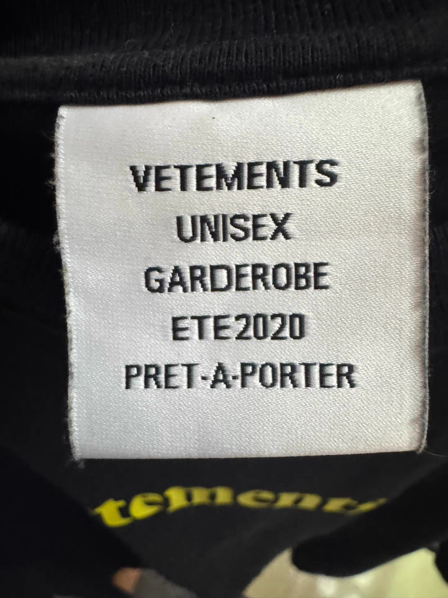 Vetements Vetements Classic Logo T-shirt Size US XS / EU 42 / 0 - 5 Thumbnail