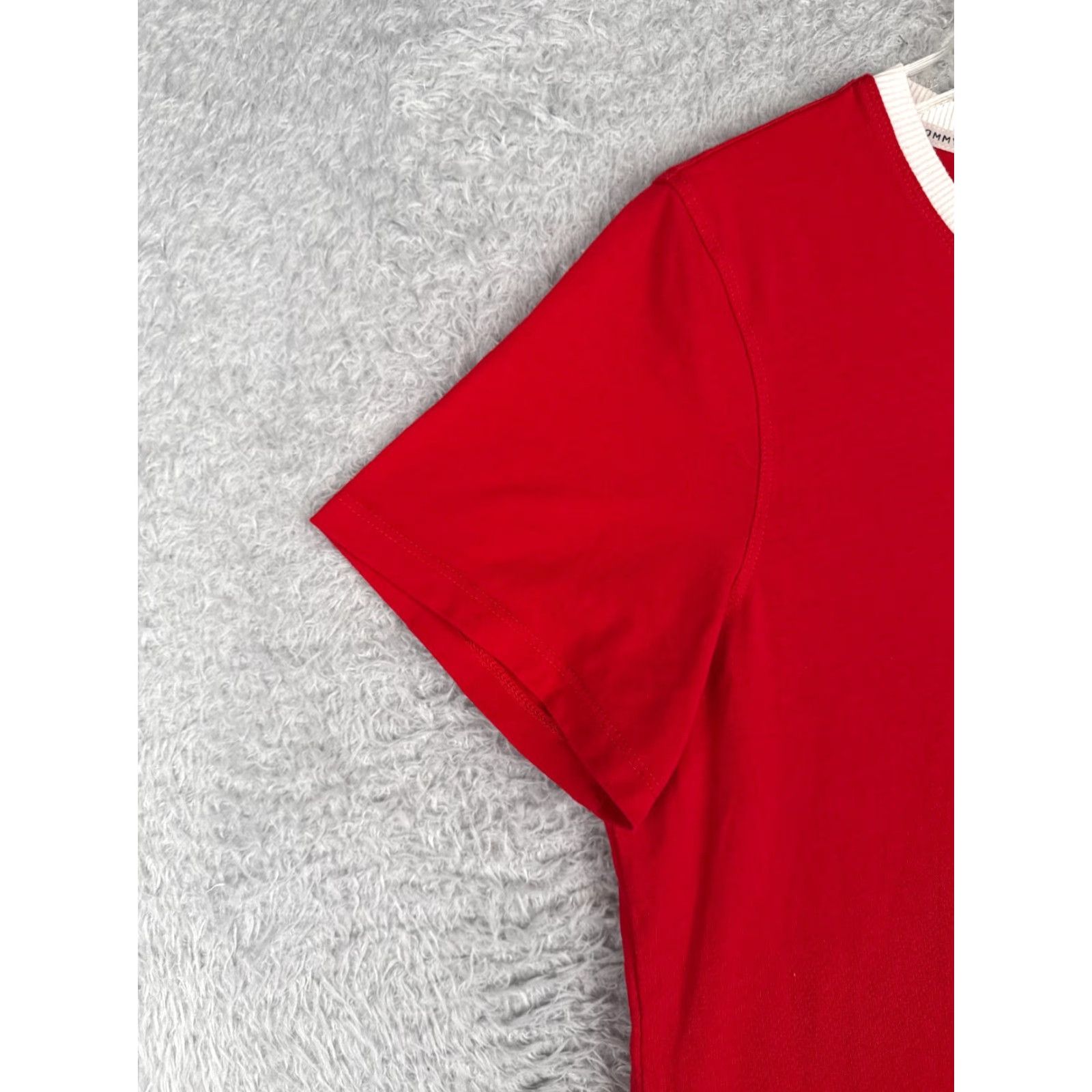 Tommy Hilfiger VINTAGE Tommy Hilfiger Shirt Women M Red USA Flag Crew Neck Cotton Blend Logo T-Shirt Mens Womens Not applicable Size M / US 6-8 / IT 42-44 - 3 Thumbnail