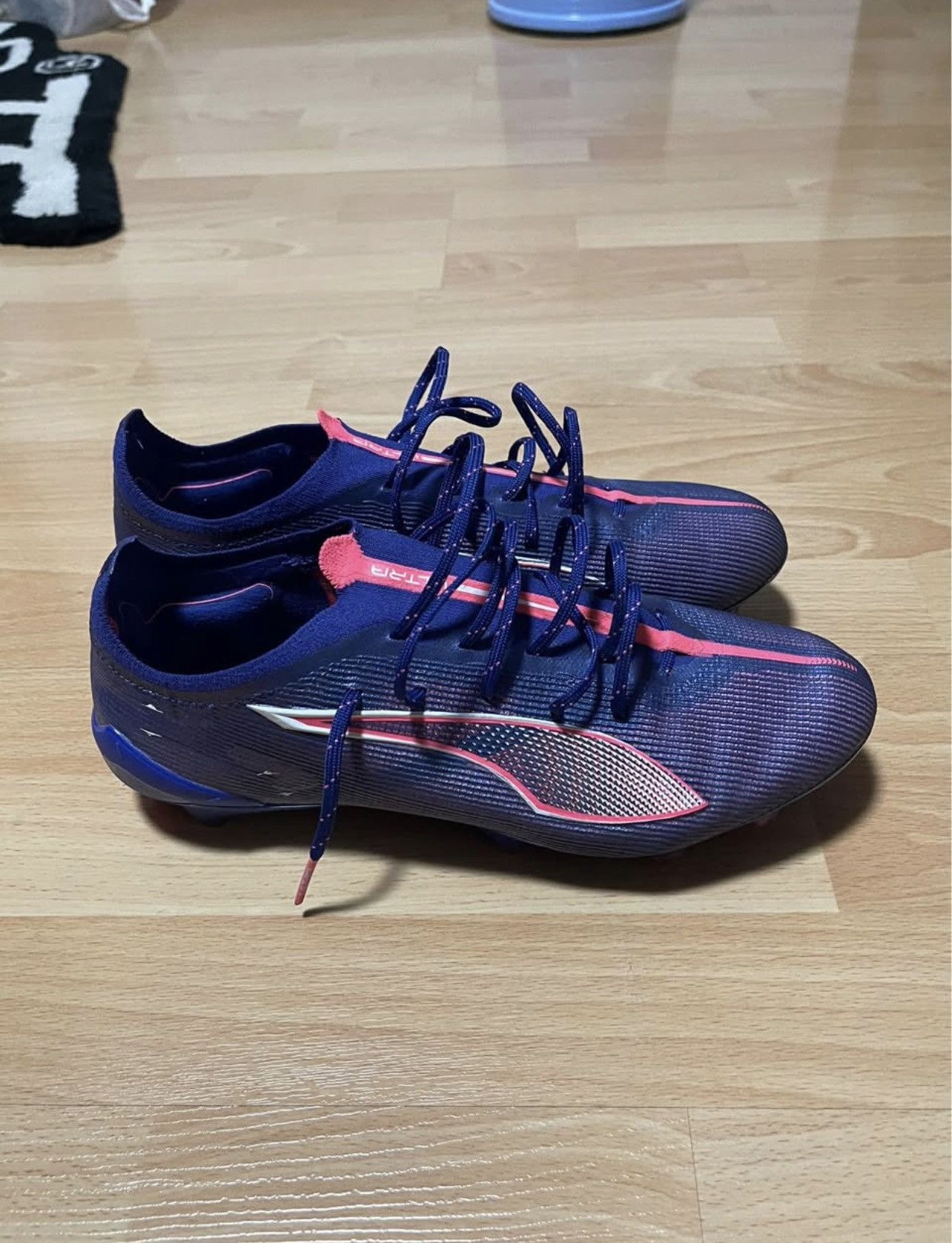 Puma Puma Ultra Ultimate 5 FG Size US 9 / EU 42 - 1 Thumbnail