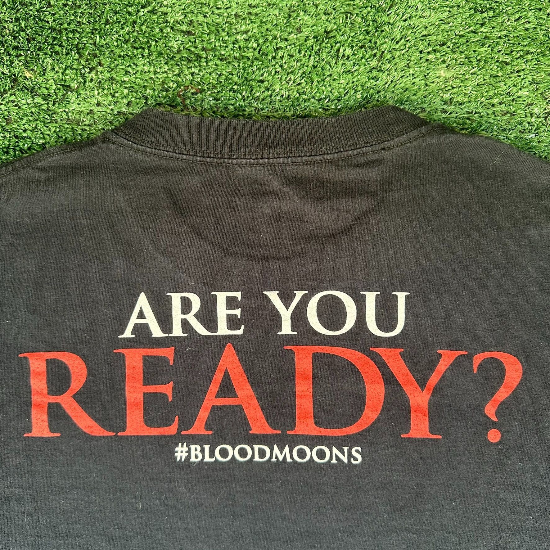 Vintage Blood Moon Lunar Eclipse T-Shirt Black Grunge Celestial Astr Size US L / EU 52-54 / 3 - 5 Thumbnail