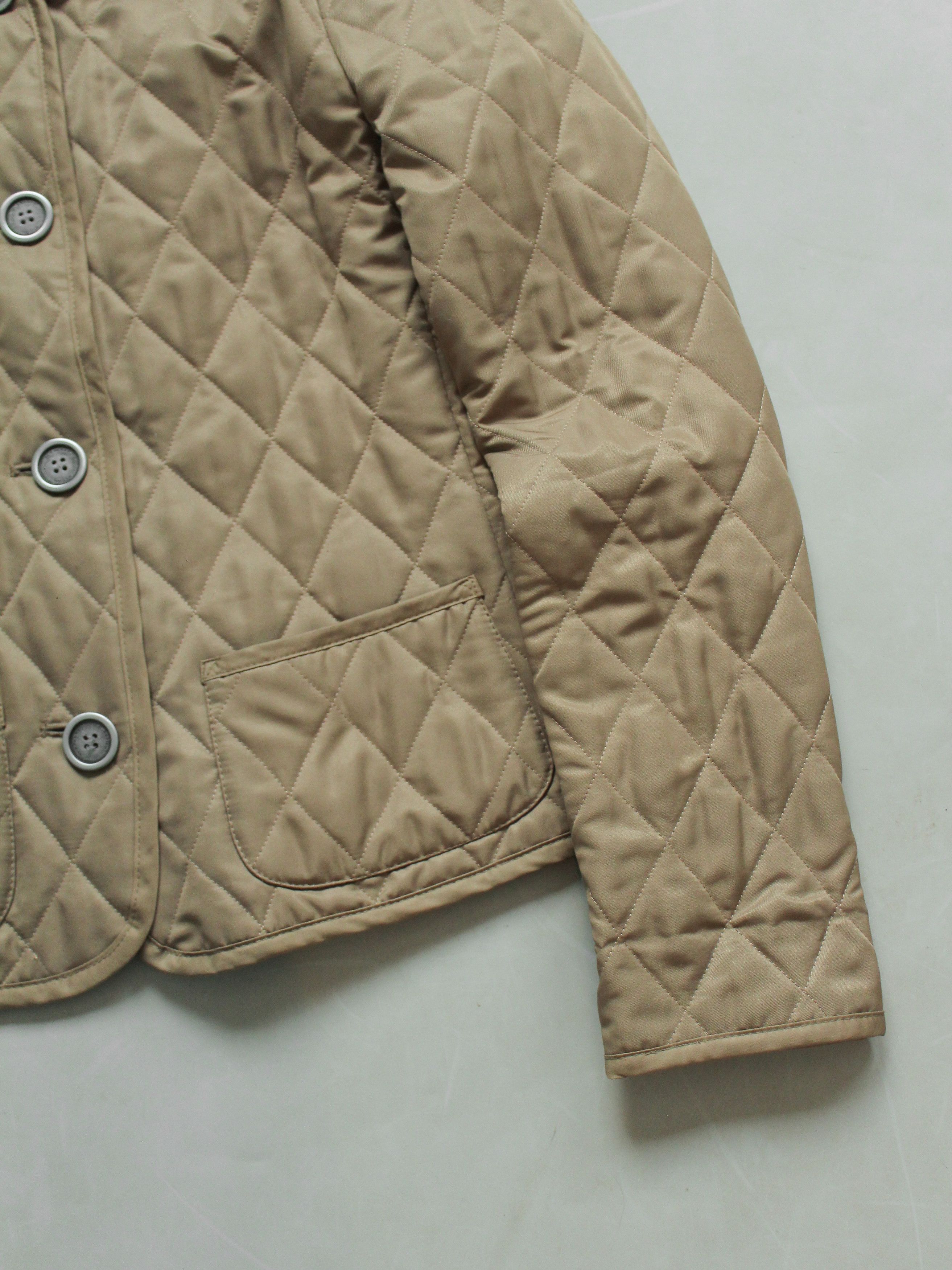 Burberry Beautiful 😍 Burberry Quilted Jacket Womens Beige Nova Check Size S / US 4 / IT 40 - 3 Thumbnail