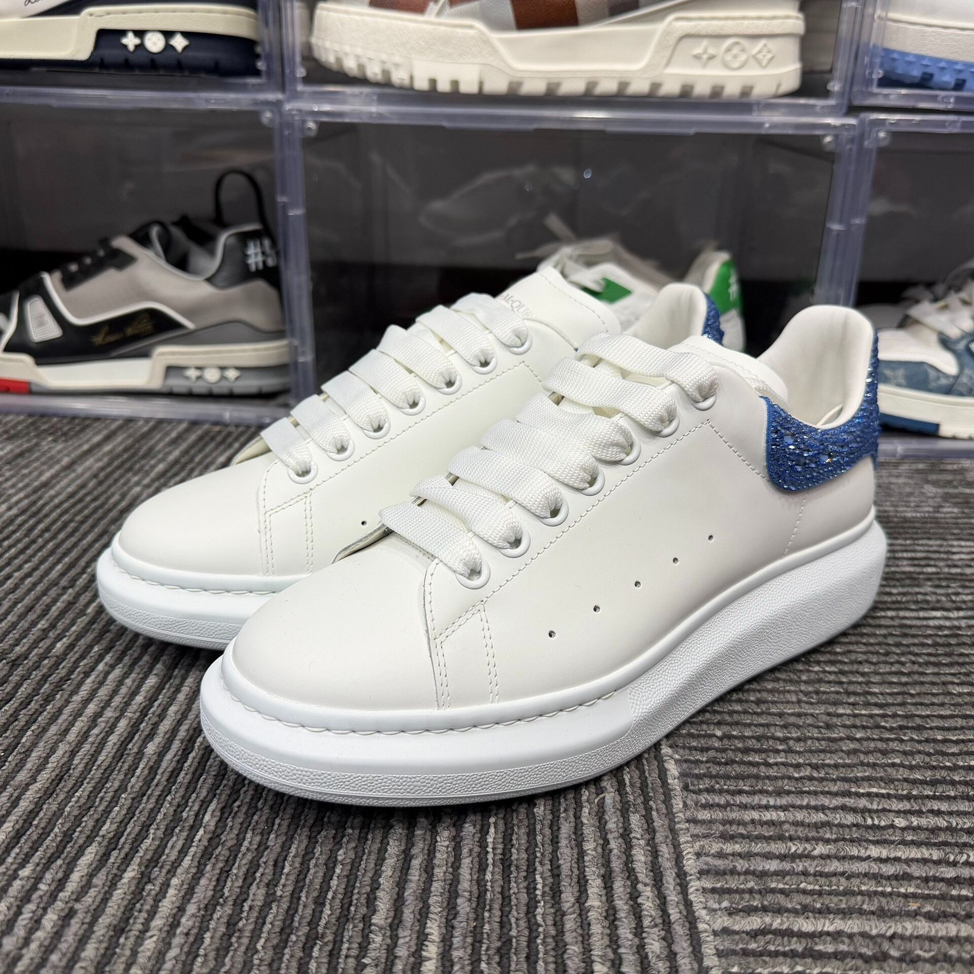 Alexander McQueen Blue Lowtop Sneakers 9 Men Size US 9 / EU 42 - 1 Thumbnail