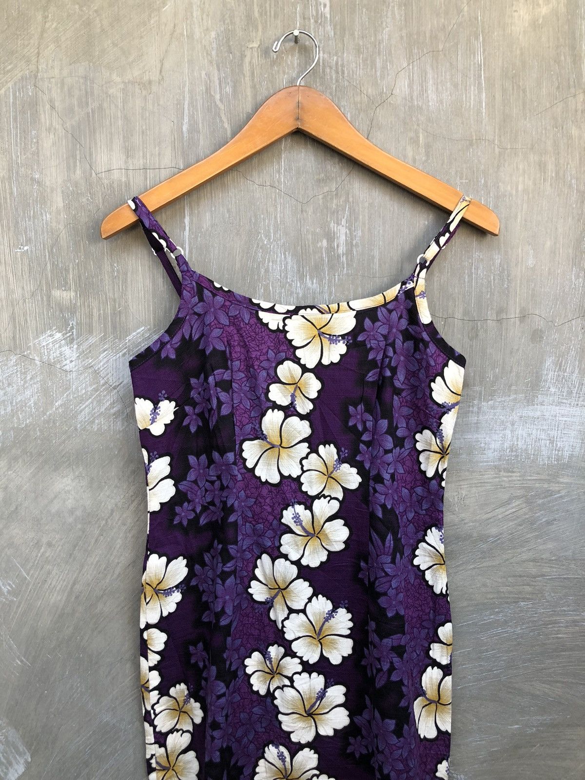 Vintage Vintage Hawaiian Floral Maxi Dress Size M / US 6-8 / IT 42-44 - 2 Thumbnail
