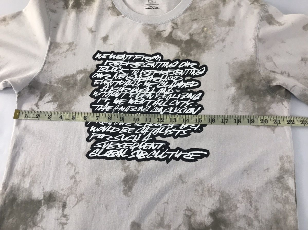 Futura Uniqlo X Futura Design Tie Dye Tee Size US L / EU 52-54 / 3 - 9 Thumbnail