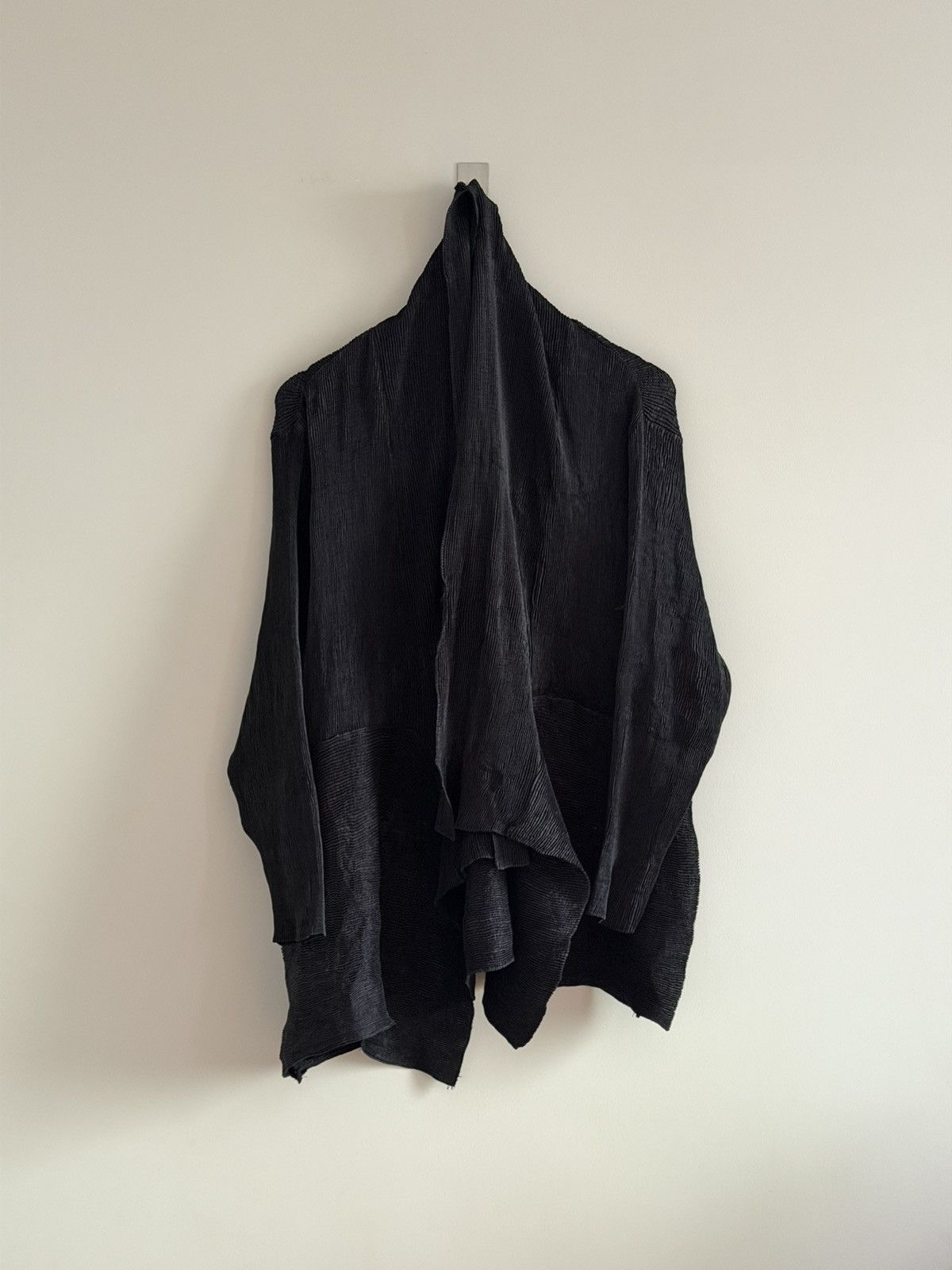 Vintage Black Pleated Draped Cape Issey Miyake Style Size ONE SIZE - 2 Thumbnail