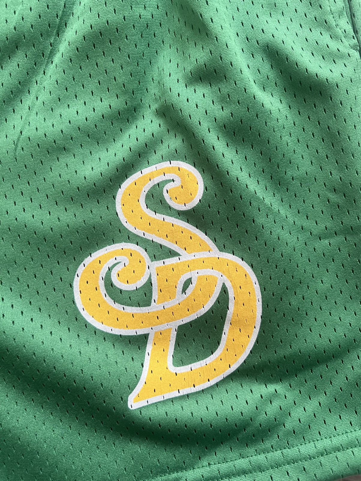 Snowday Snow day green basketball shorts Size US 32 / EU 48 - 4 Thumbnail