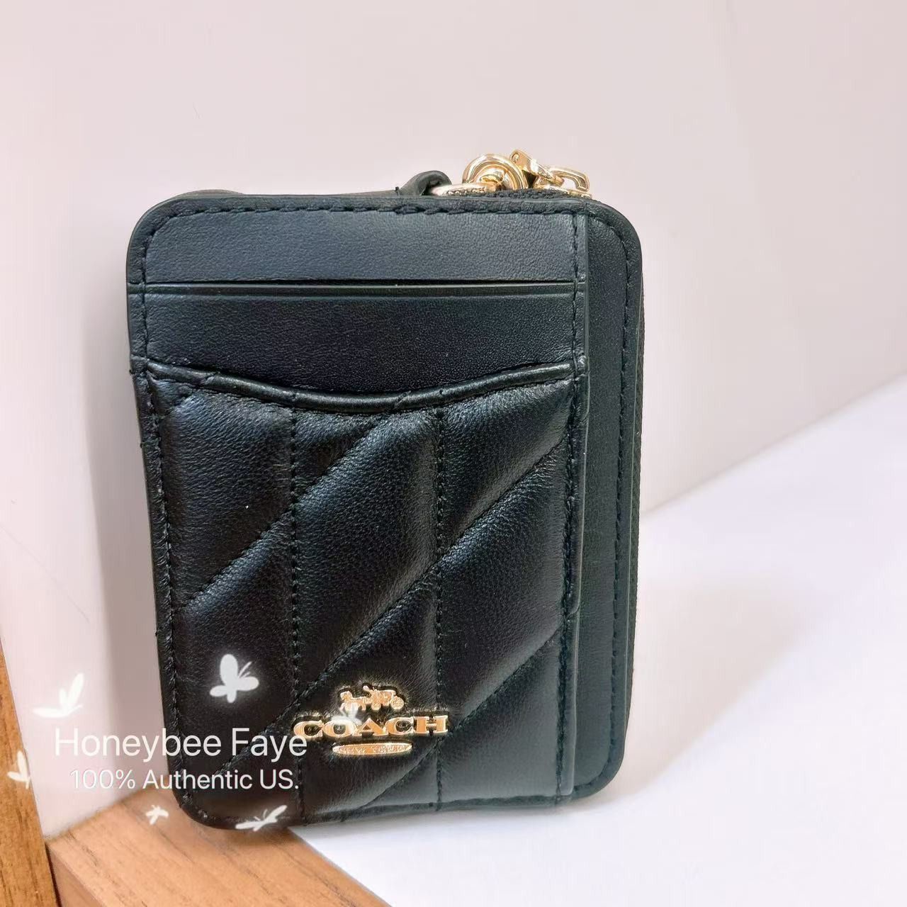 Coach NWT Coach Zip Card Case With Quilting CZ467 Size ONE SIZE - 3 Thumbnail