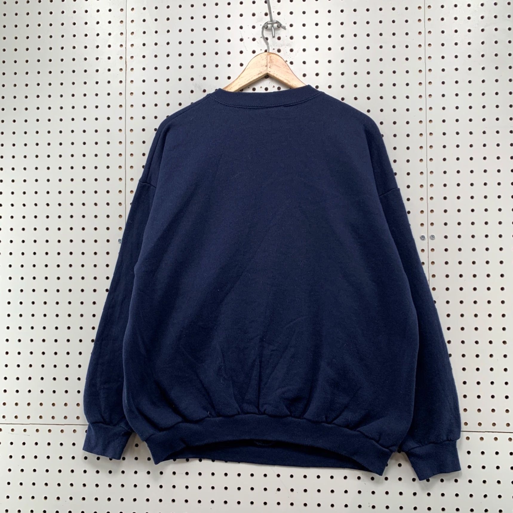Tultex VINTAGE Mikey Mouse Minnie Crewneck Sweatshirt Men XL Navy Blue USA 24x28.5 Graphic Print Tultex 90s Cartoon Mens Size US XL / EU 56 / 4 - 2 Thumbnail