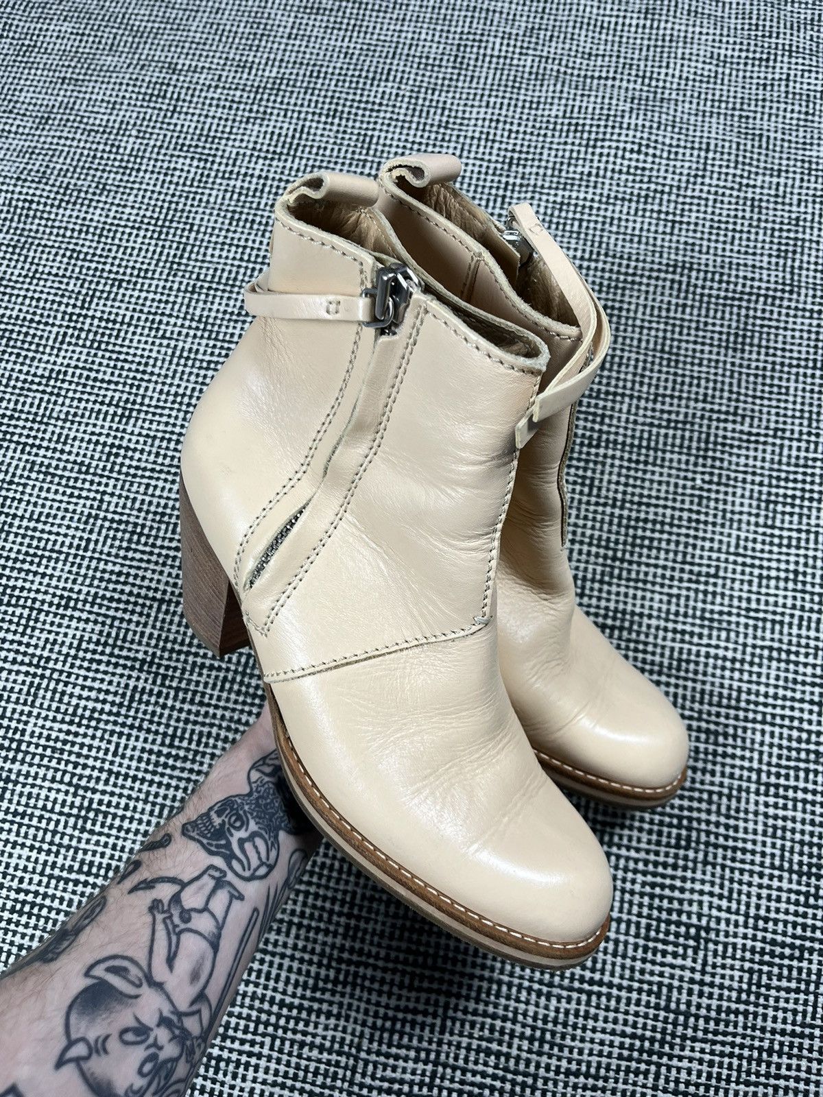 Acne Studios × Designer Acne studios zip up ankle pistol boots 39 eu Size US 8 / IT 38 - 2 Thumbnail