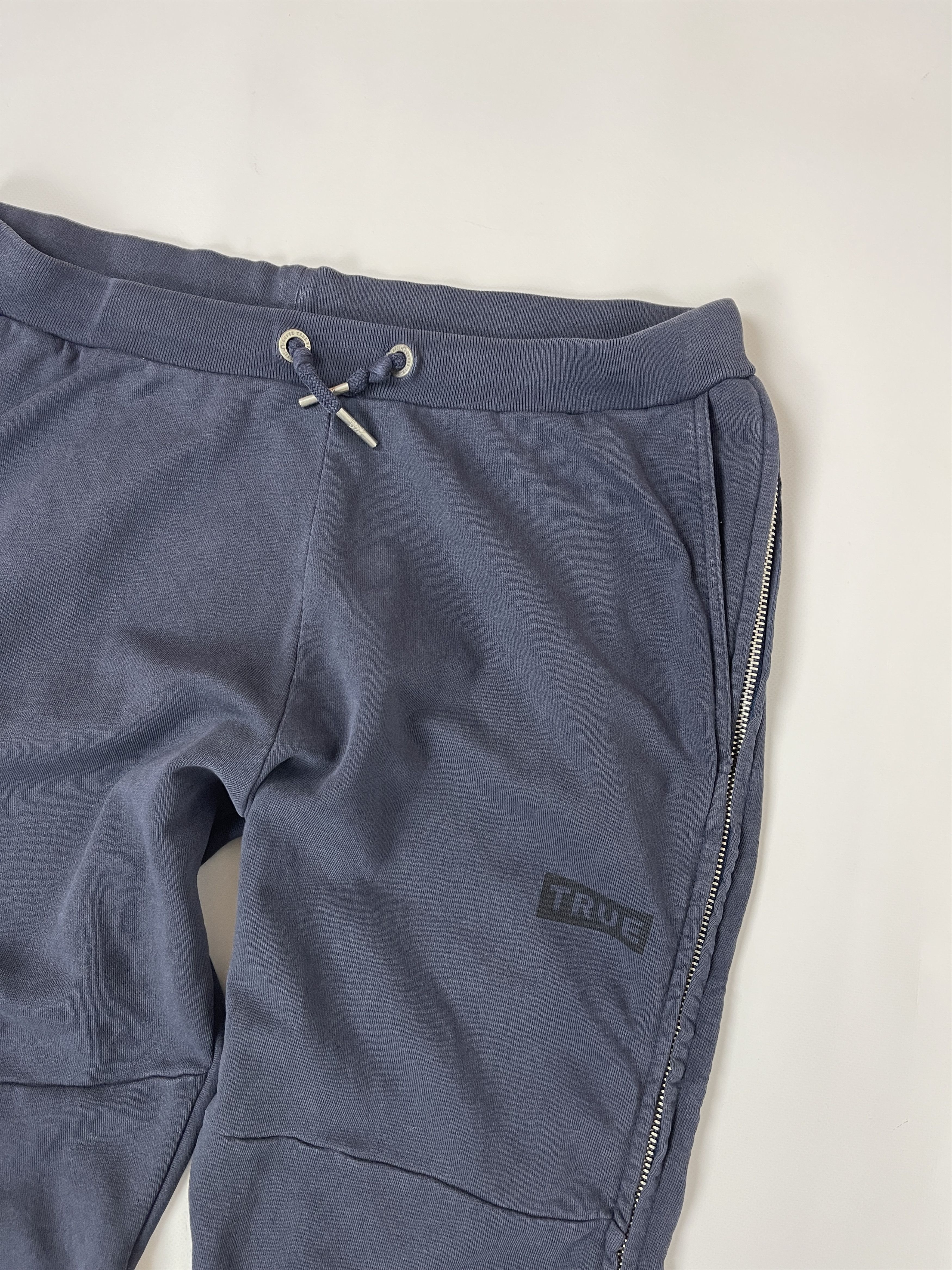 True Religion True Religion blue logo full zip sweatpants joggers Size US 36 / EU 52 - 5 Thumbnail