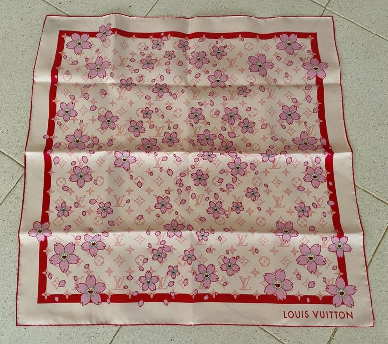 Louis Vuitton Louis Vuitton x Takashi Murakami Cherry Blossom Foulard Size ONE SIZE - 5 Thumbnail