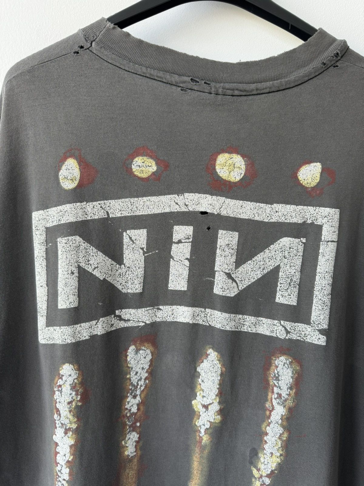Vintage VINTAGE NINE INCH NAILS 1994 DOWNWARD SPIRAL T SHIRT FADED Size US XL / EU 56 / 4 - 8 Thumbnail