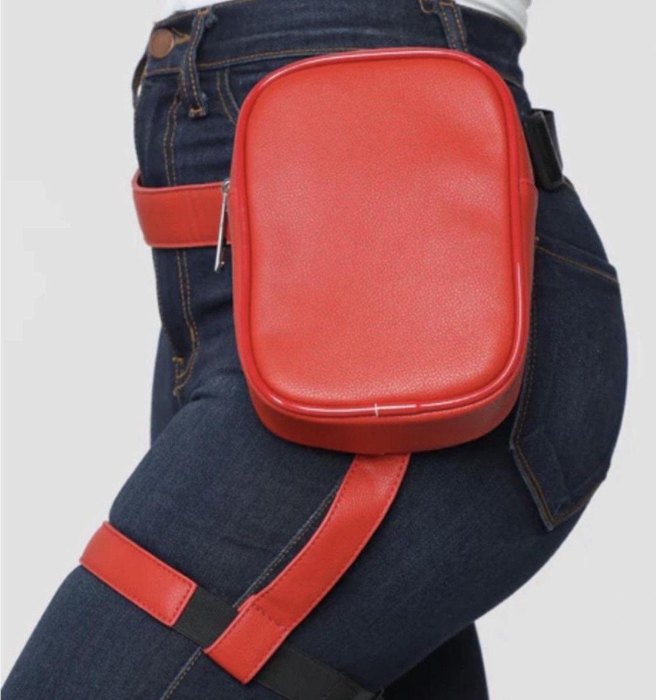 Other NWOT Red Double Strap Belt Bag Fanny Pack Size ONE SIZE - 1 Thumbnail