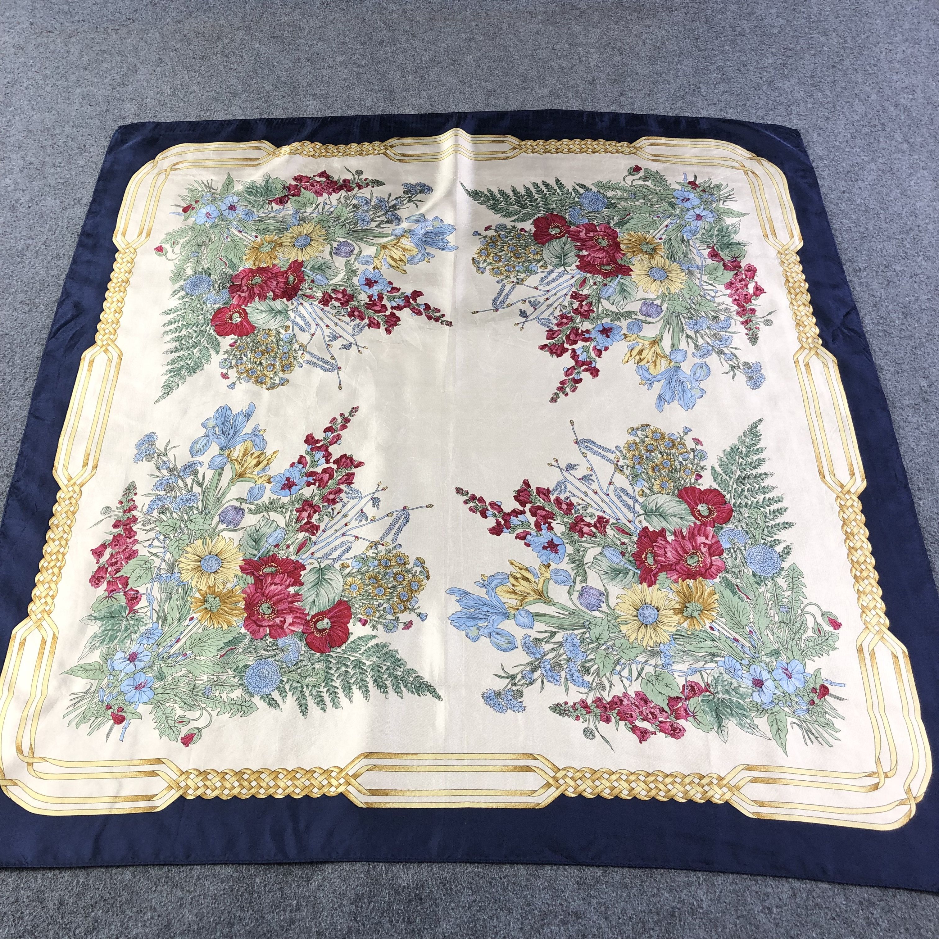Luxury Floral Silk Scarf M722